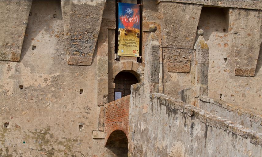 Fortezza spagnola. Mostra permanente "Memorie sommerse"