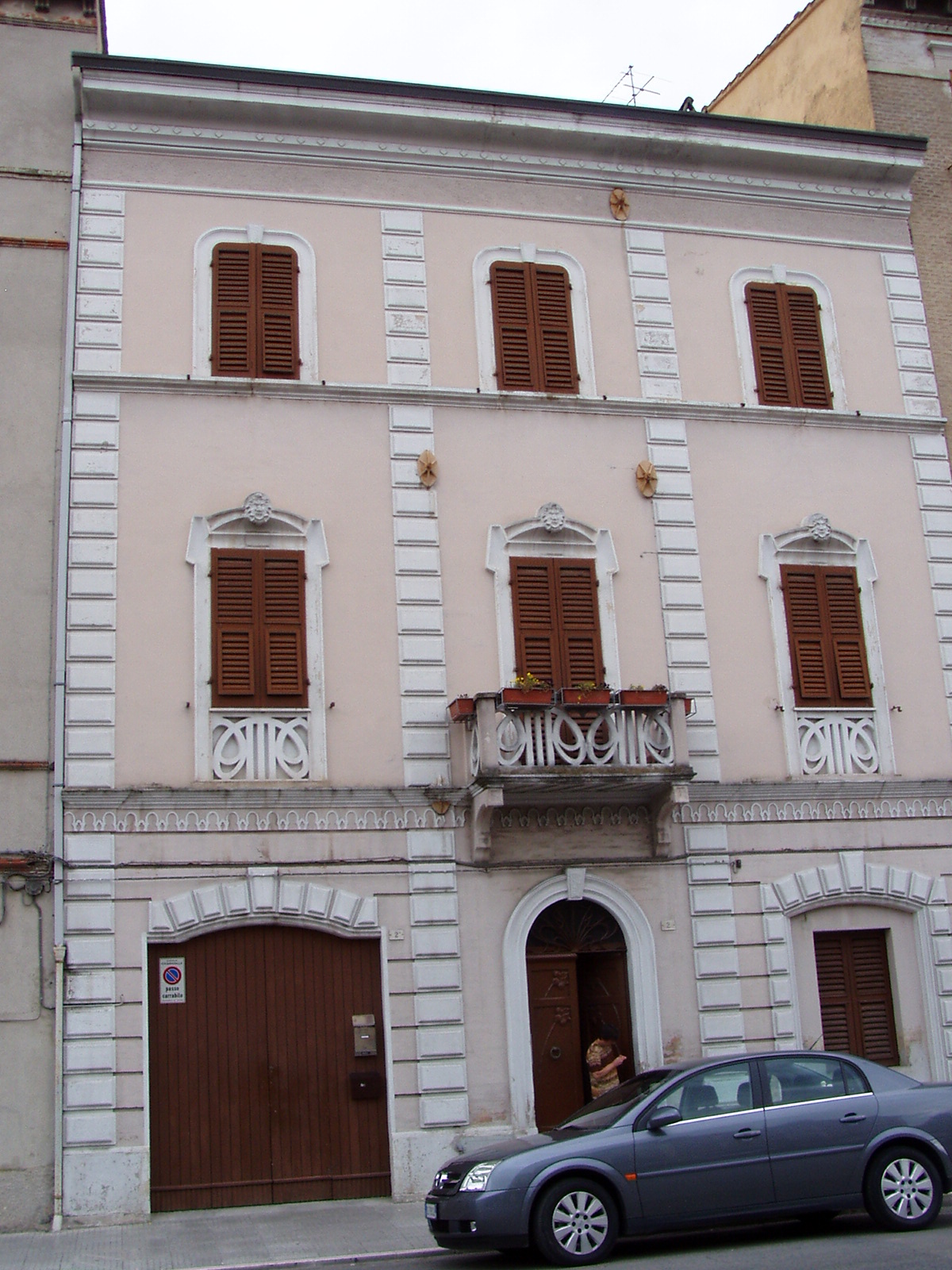 Palazzetto di appartamenti
