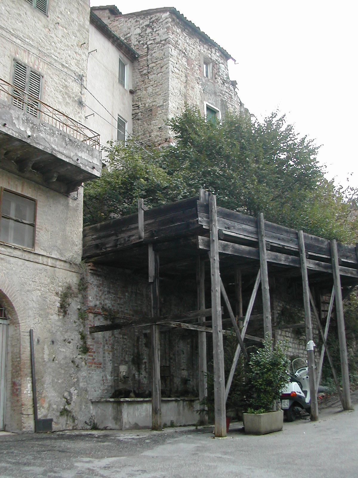 Fontana pubblica in Via Fosso Cannella