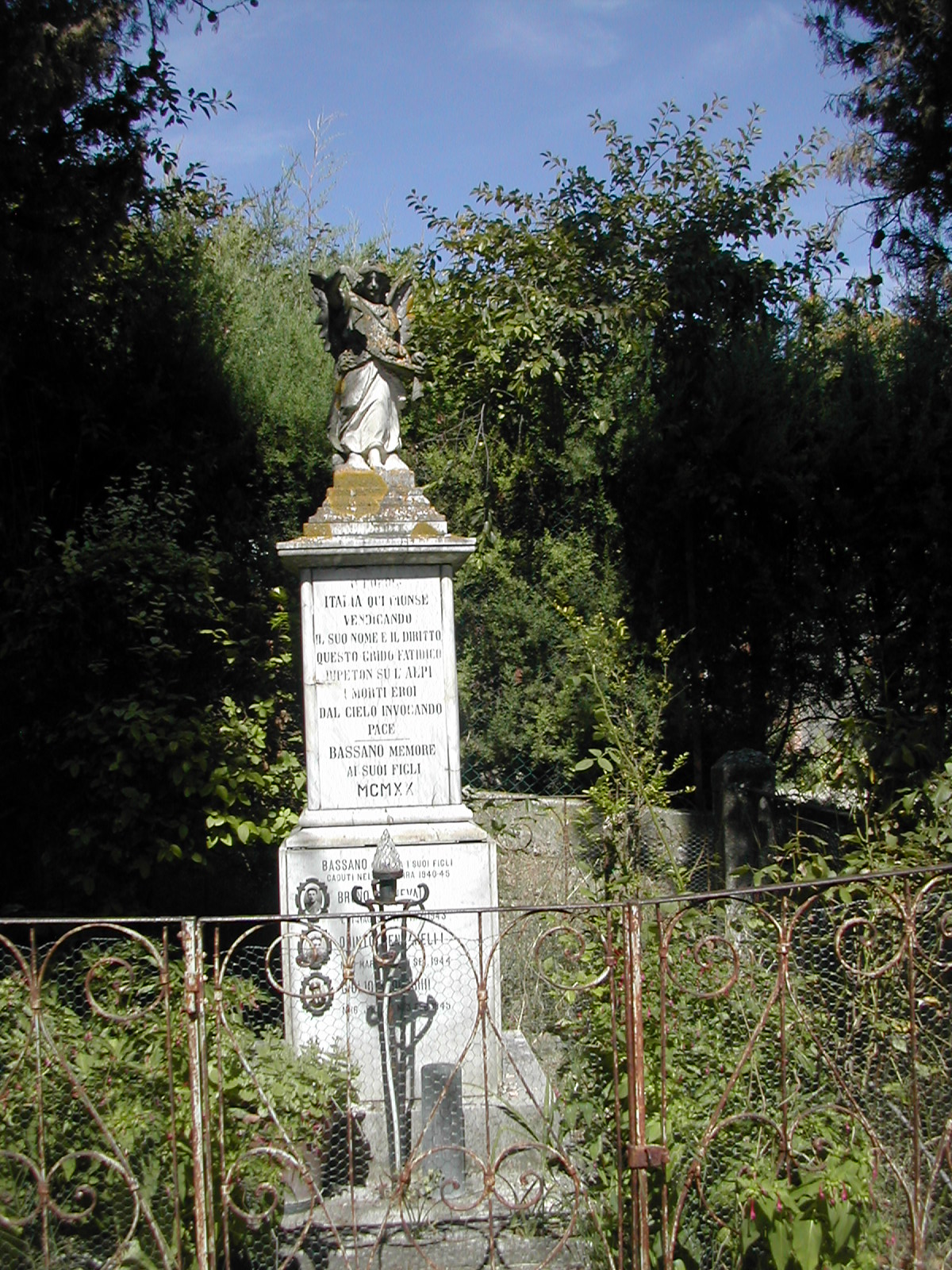 Monumento ai Caduti