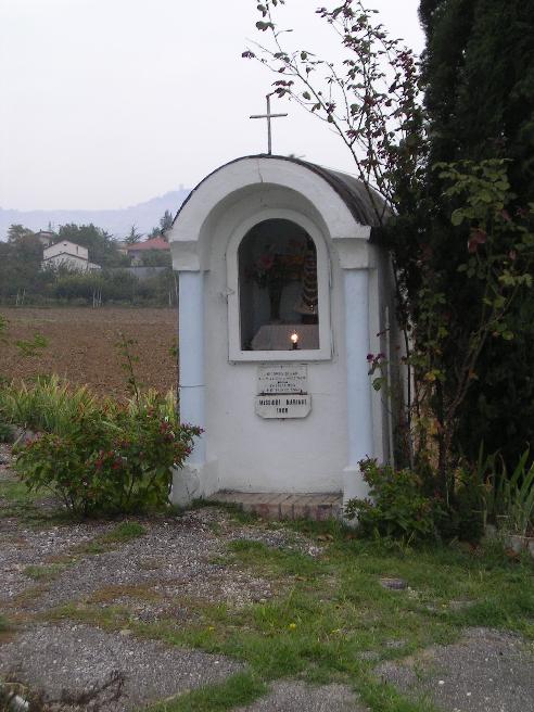 Edicola di via Montefanese