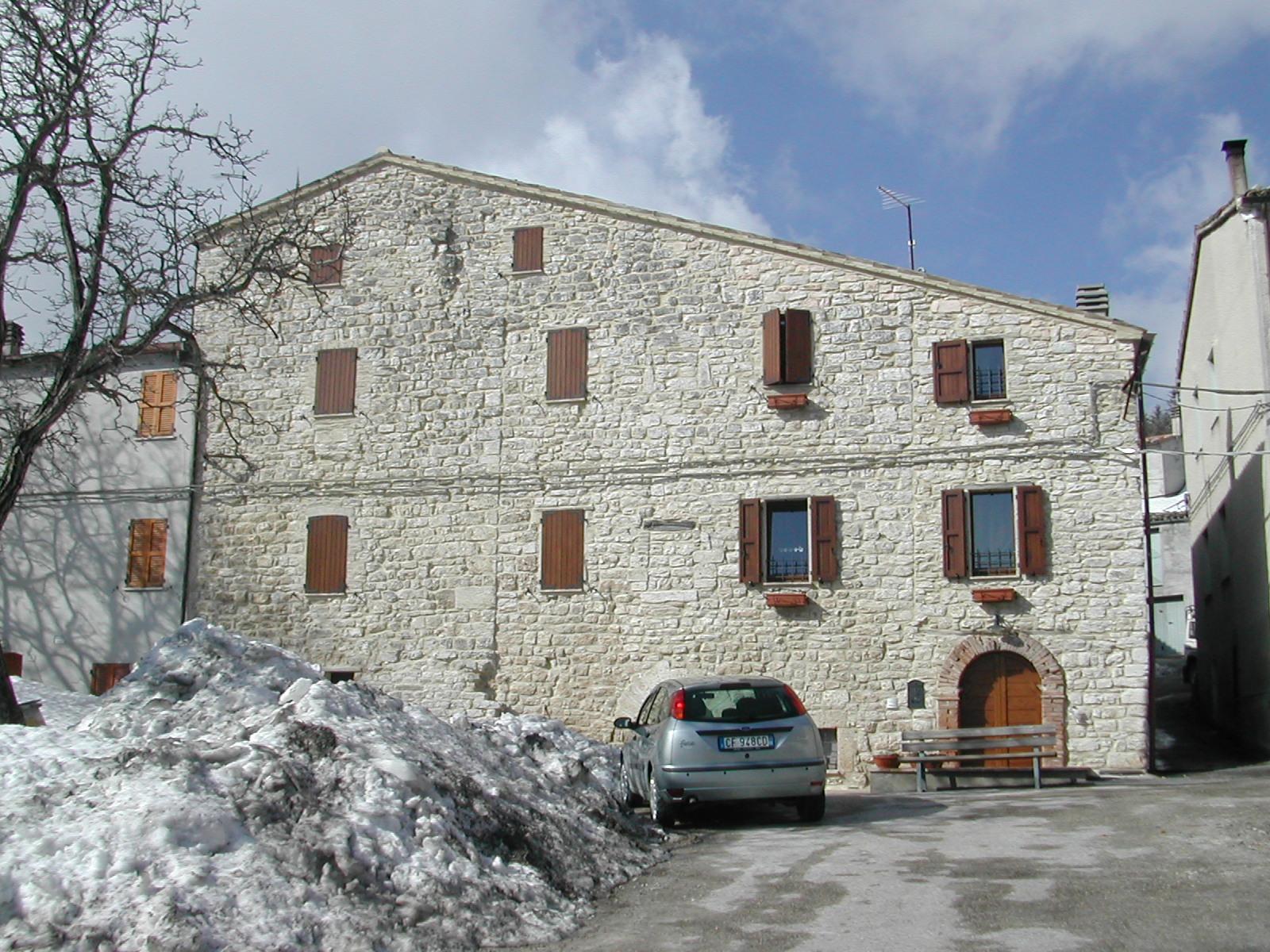 Casa torre a Monte Lago