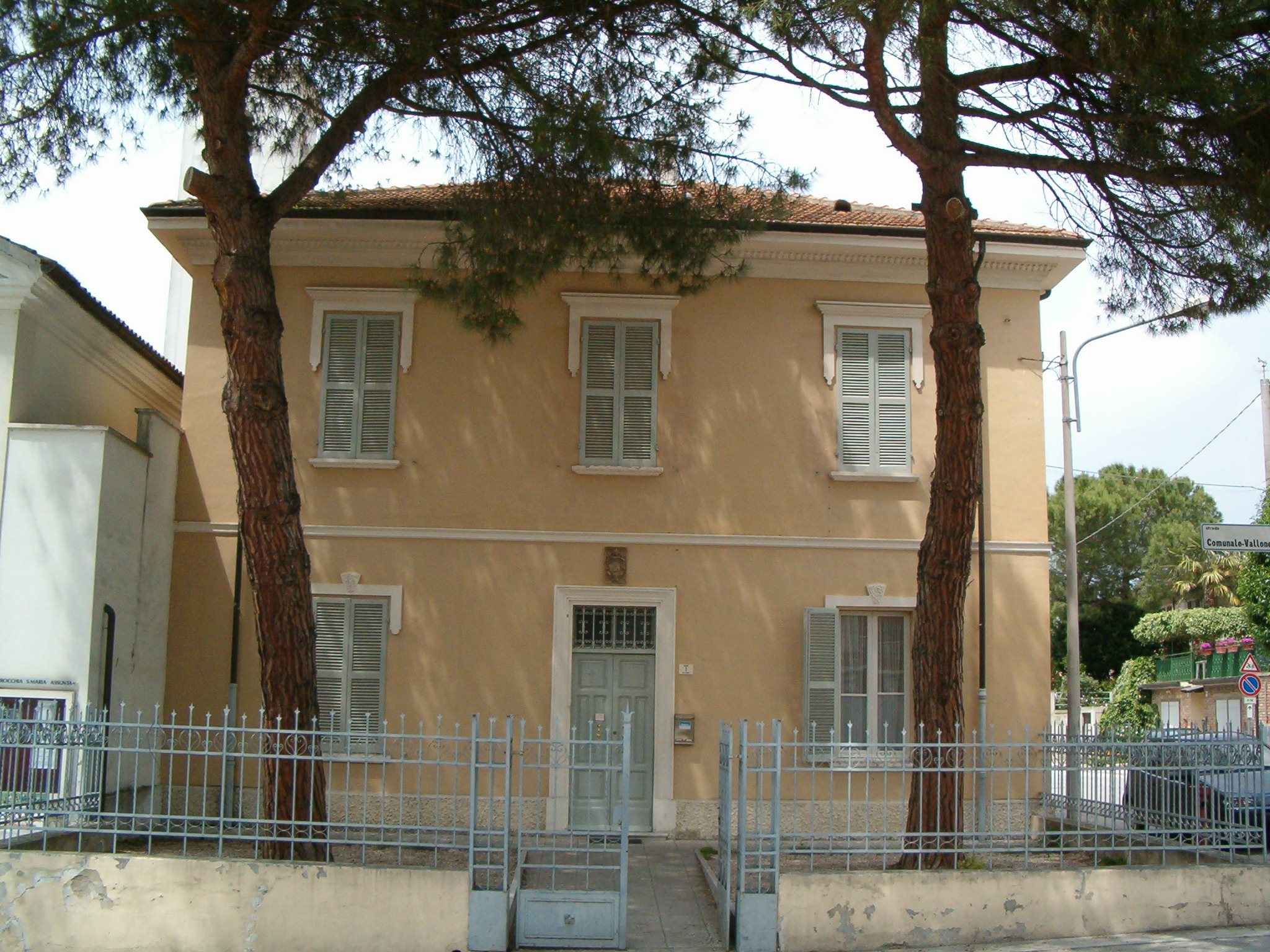 Casa canonica