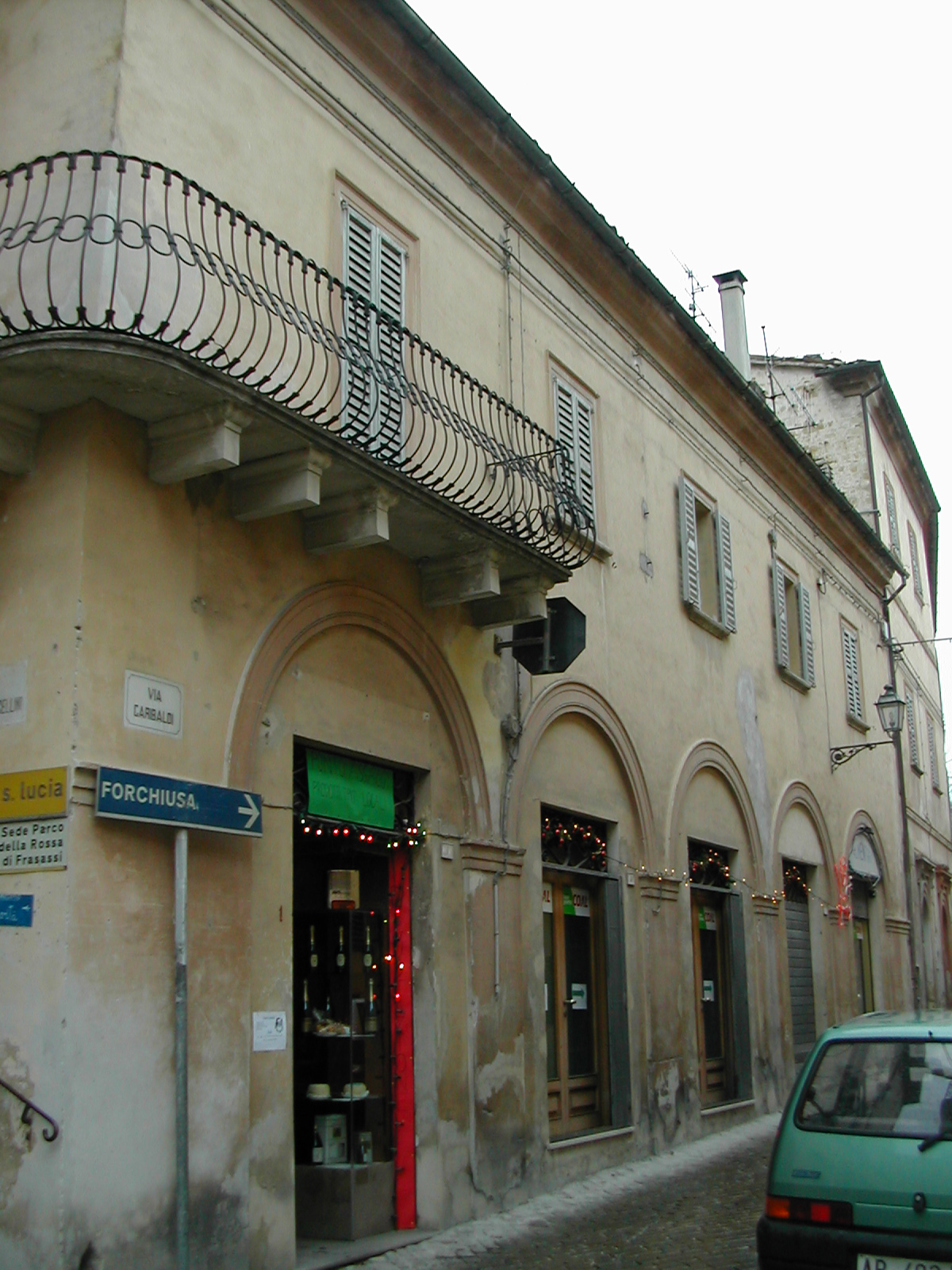 Palazzetto in Via Garibaldi, 1