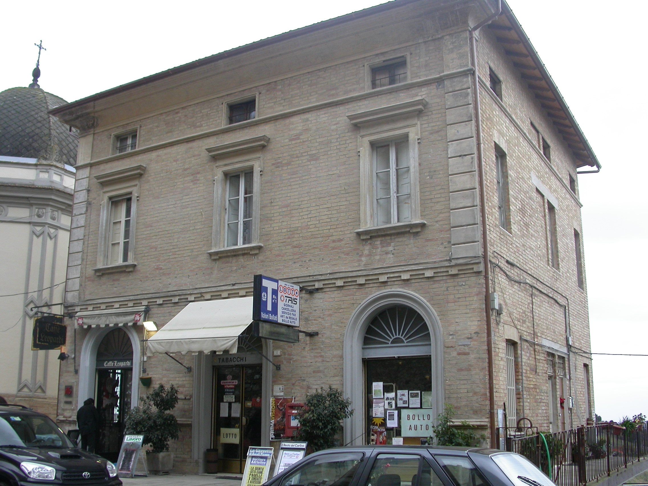 Casa a blocco in viale Giacomo Leopardi