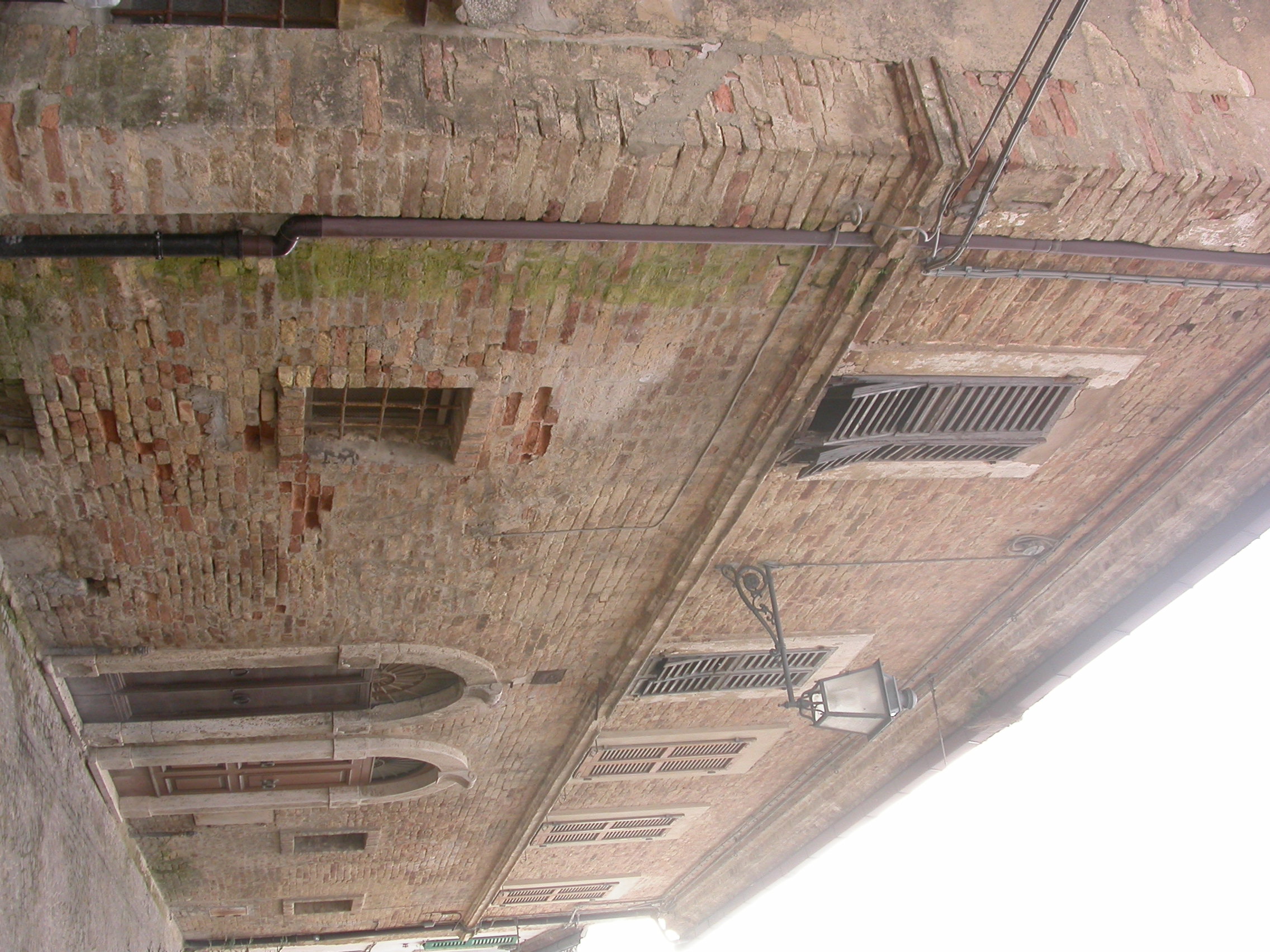 Palazzetto in via Marziale