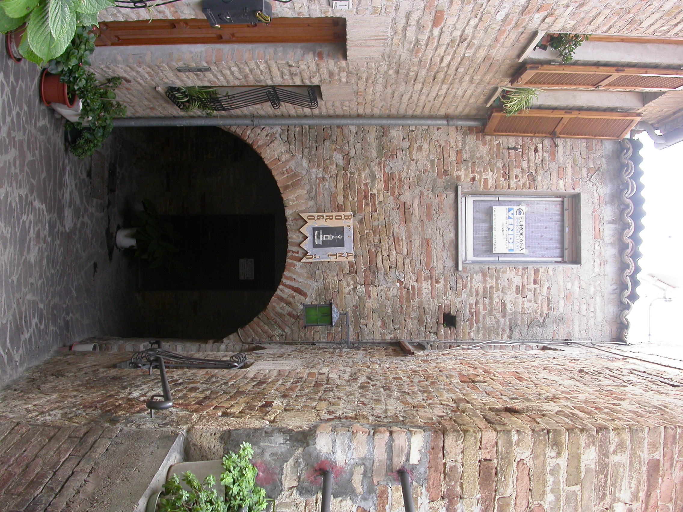 Vicolo Coperto