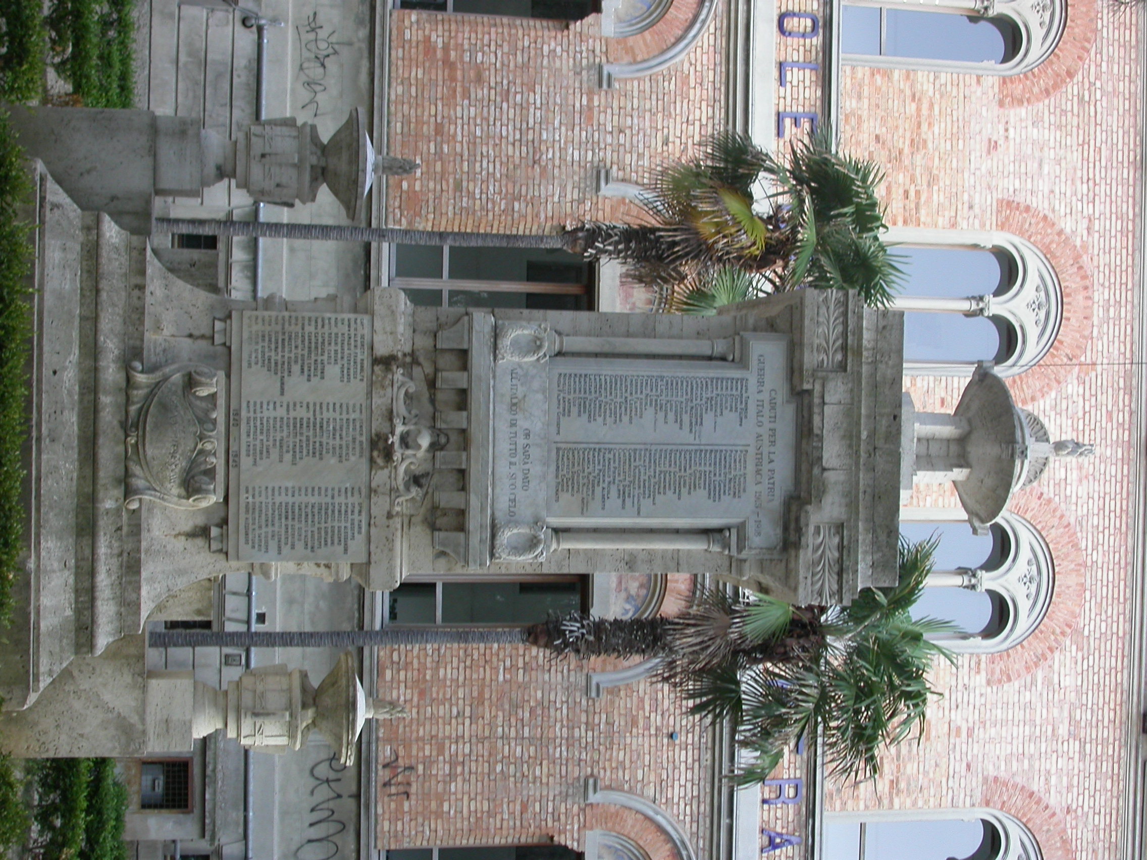 Monumento ai Caduti