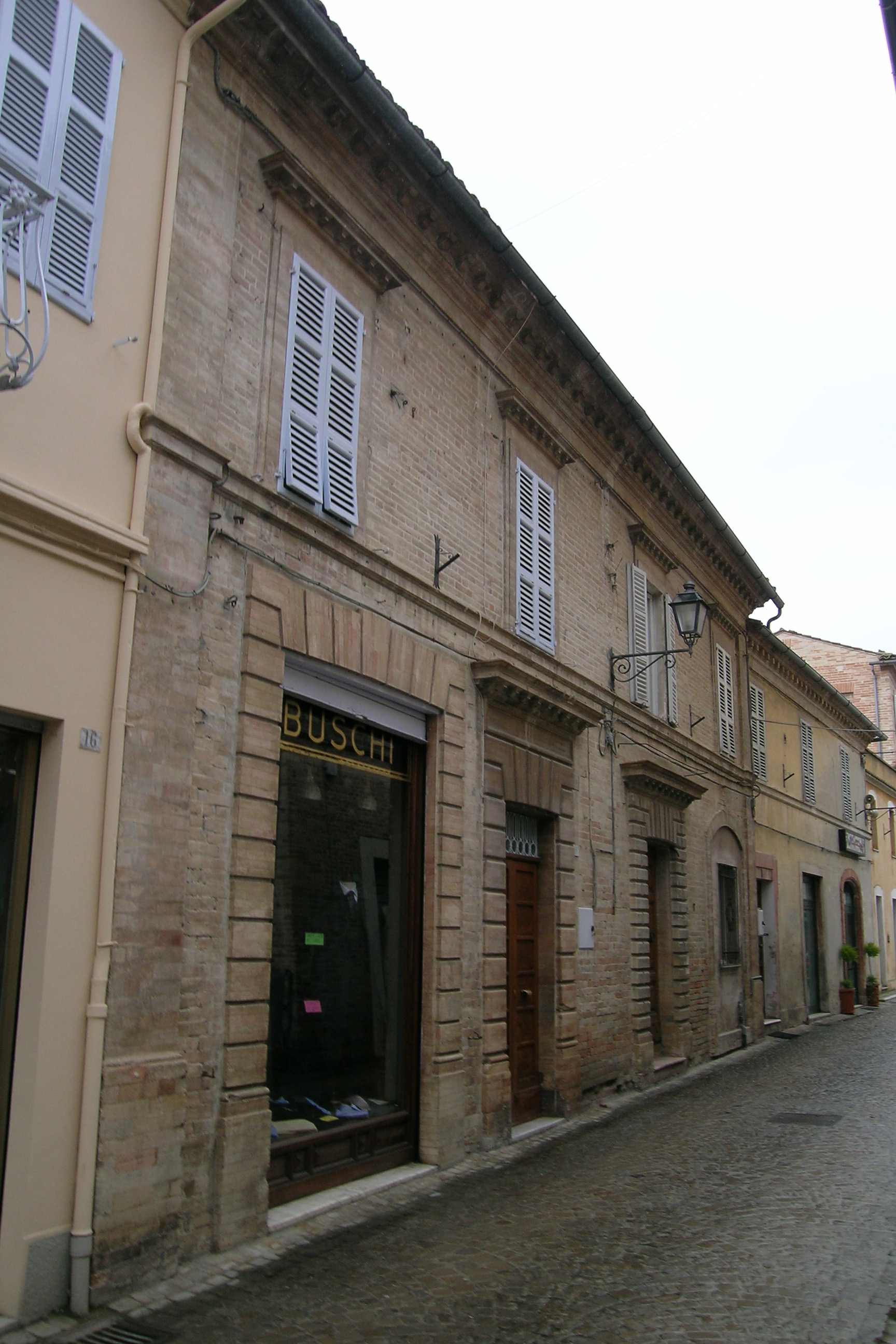 Casa a schiera