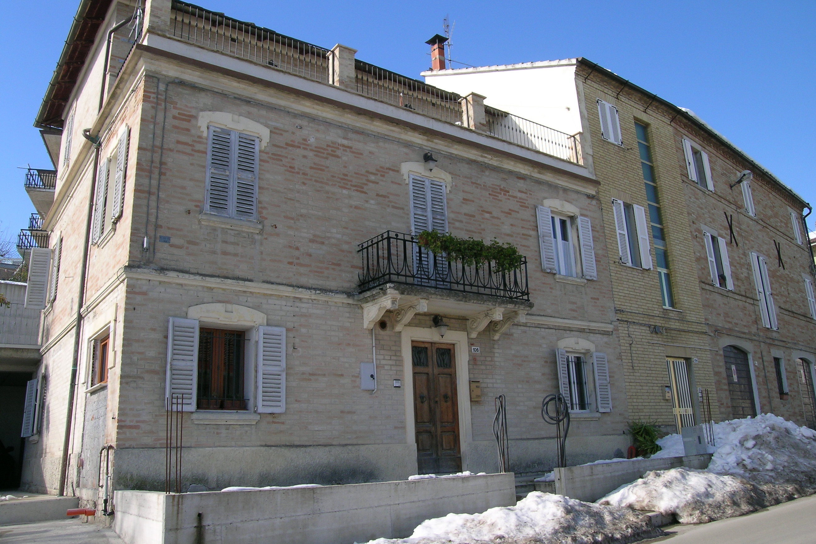 Casa a schiera