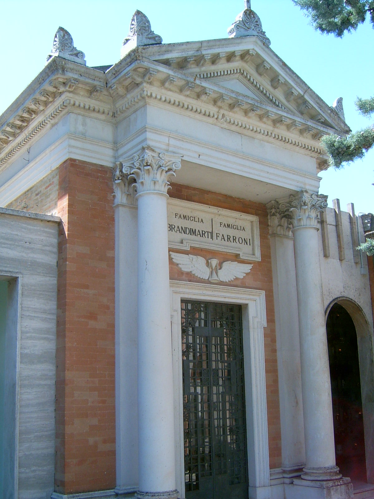 Cappella Brandimarti Farroni