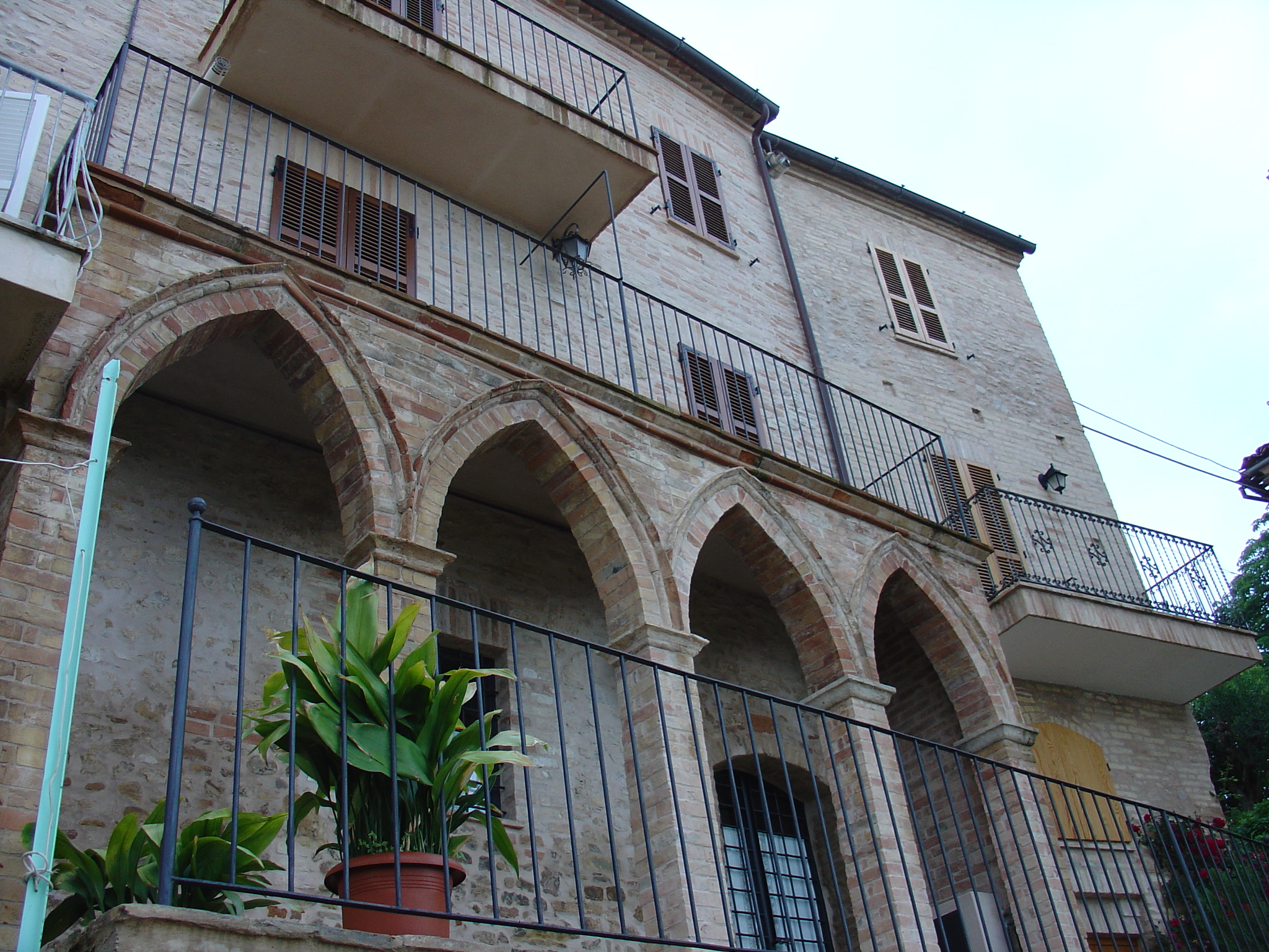 Casa con loggetta