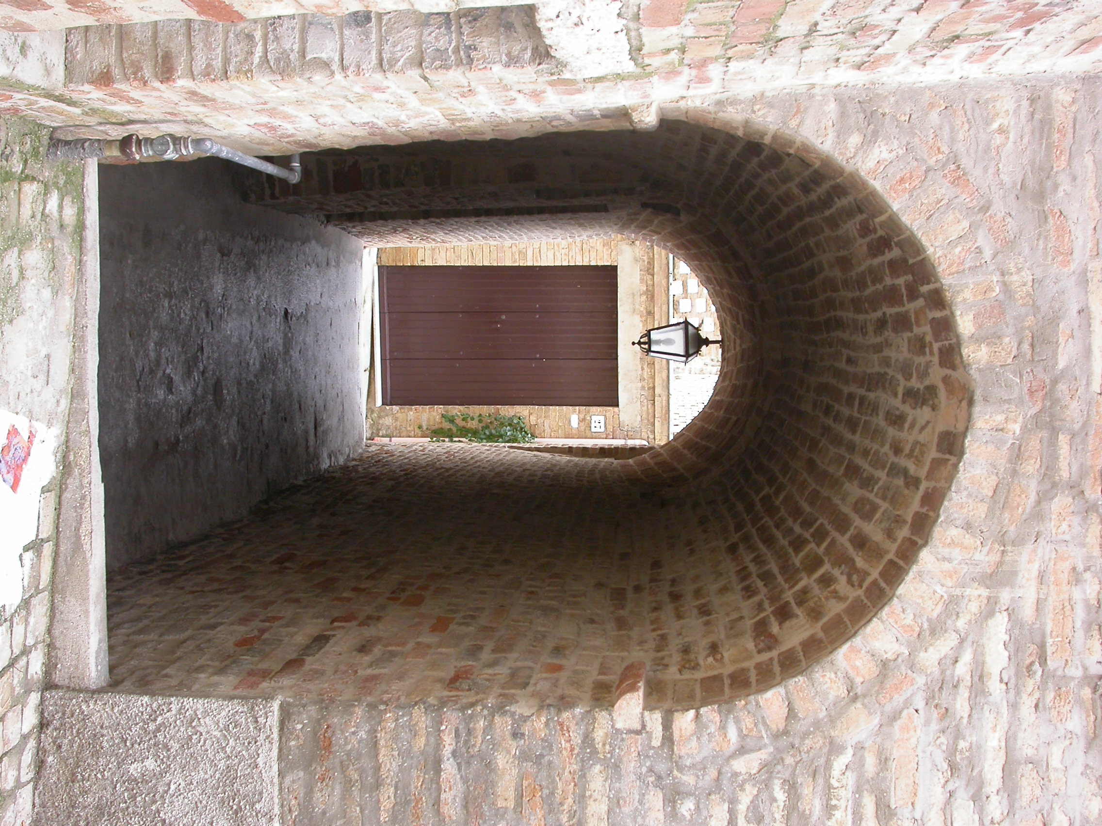 Passaggio in via Cipolletti