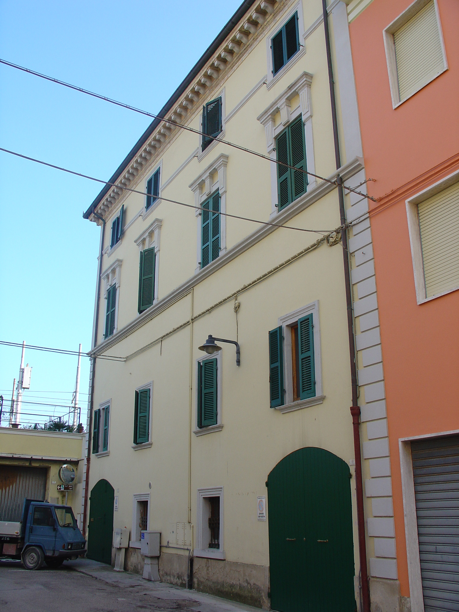 Casa a schiera