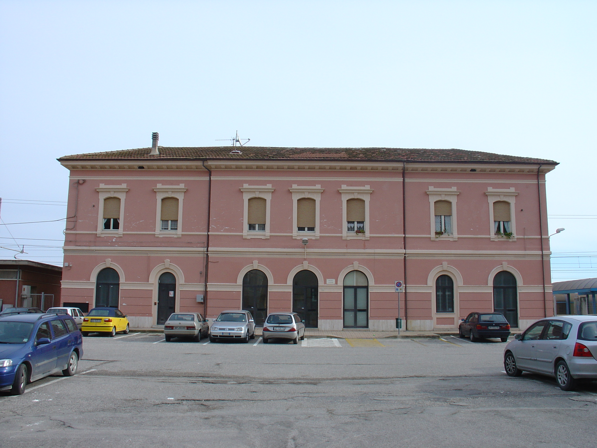 Stazione ferroviaria