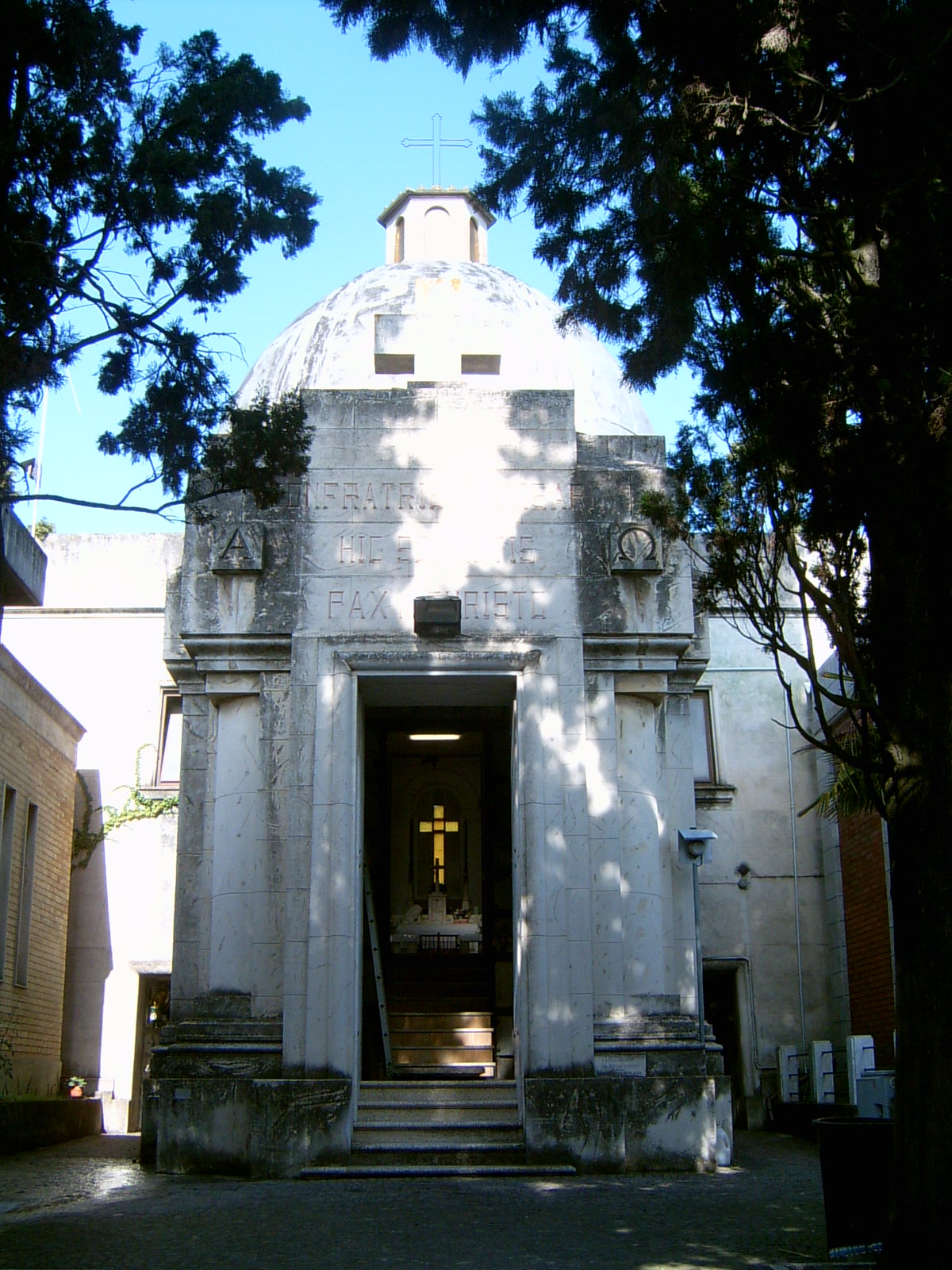Colombario centrale del Cimitero comunale