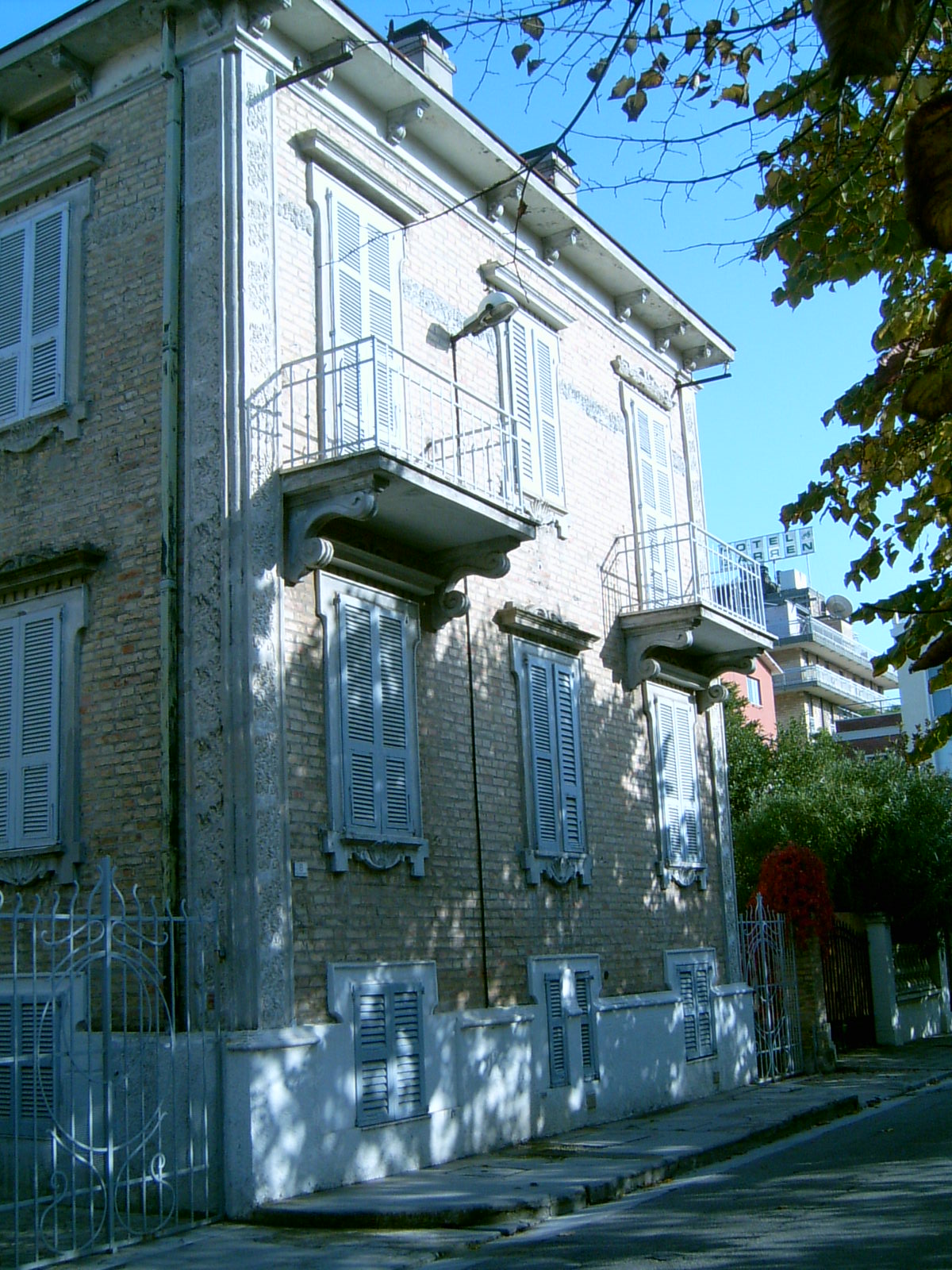 Villino bifamiliare