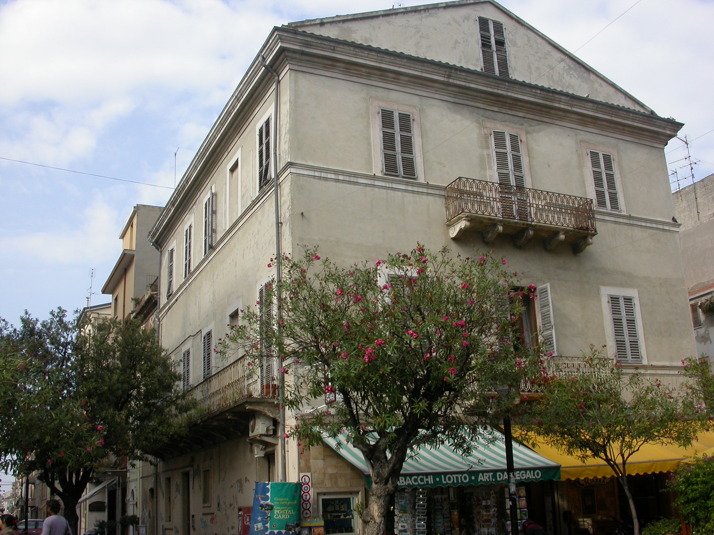Casa Sciarra