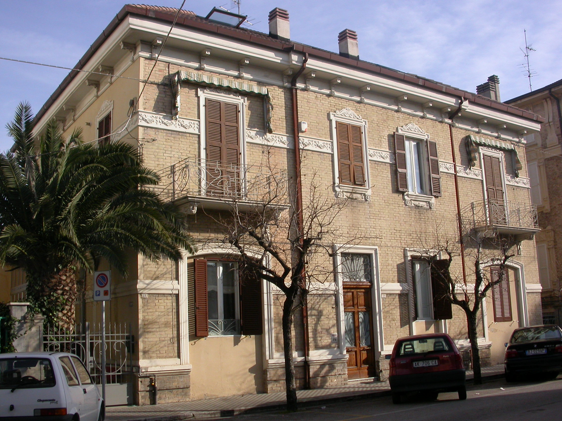 Casa a blocco in via Dari