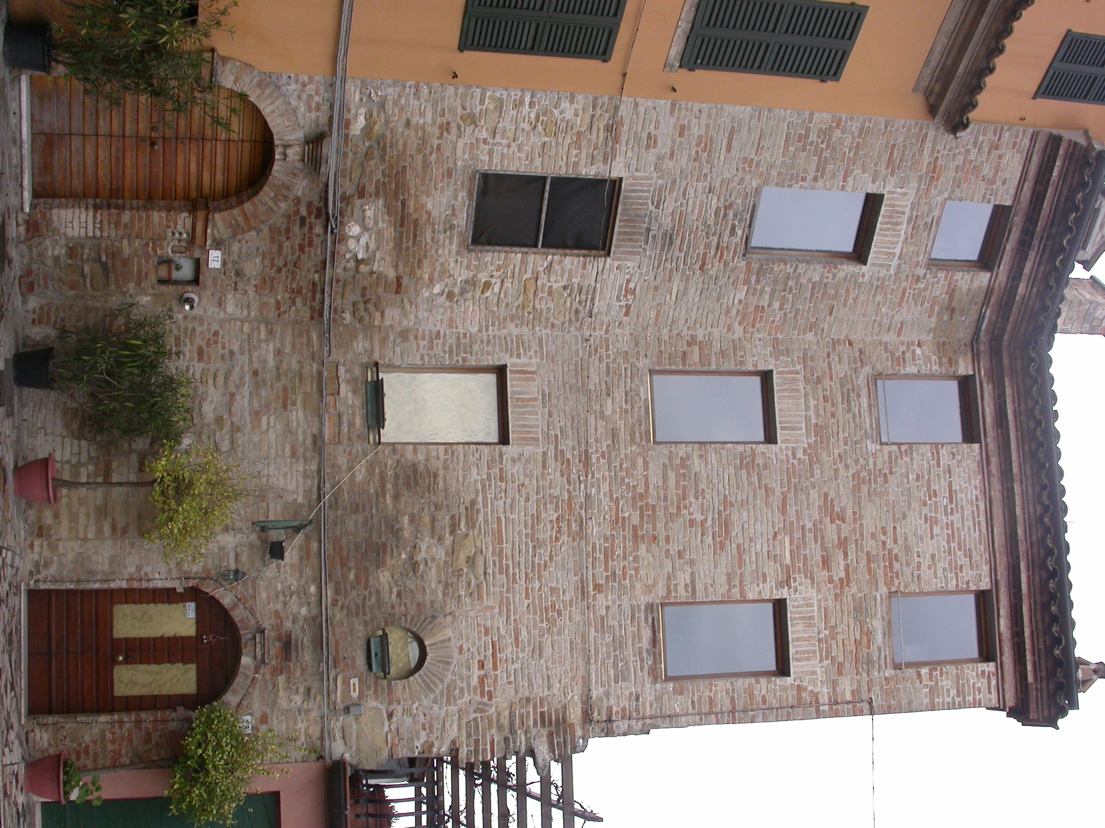 Casa in piazza Piacentini