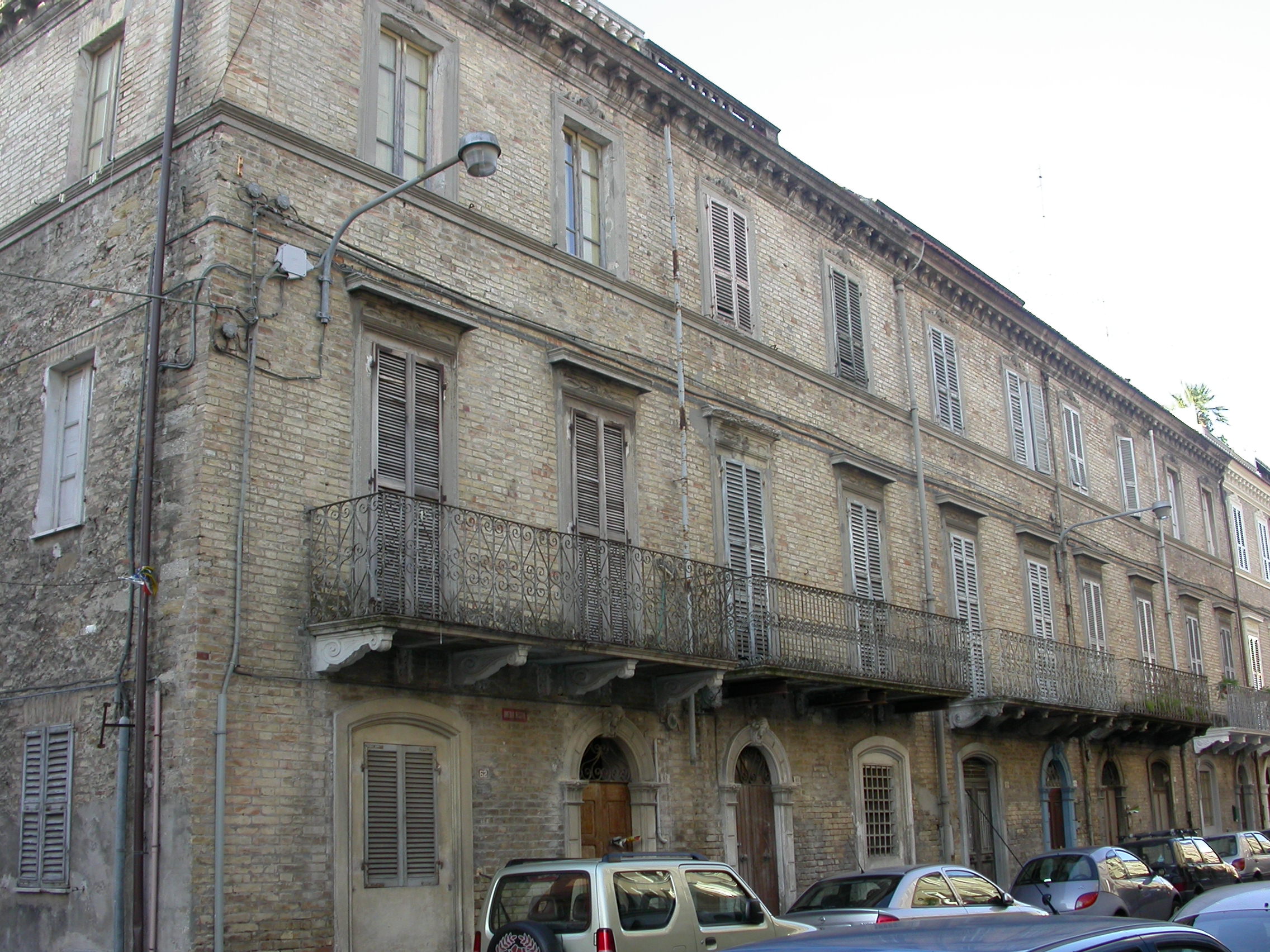 Case a schiera in via Roma