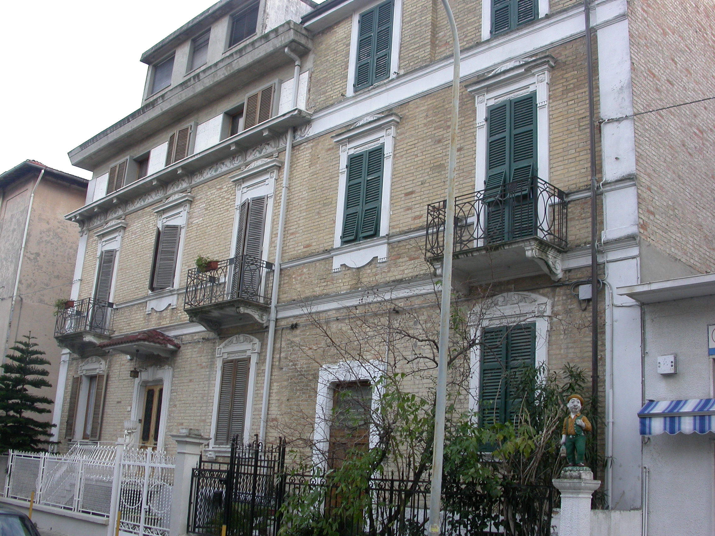Case a schiera in via Rovereto