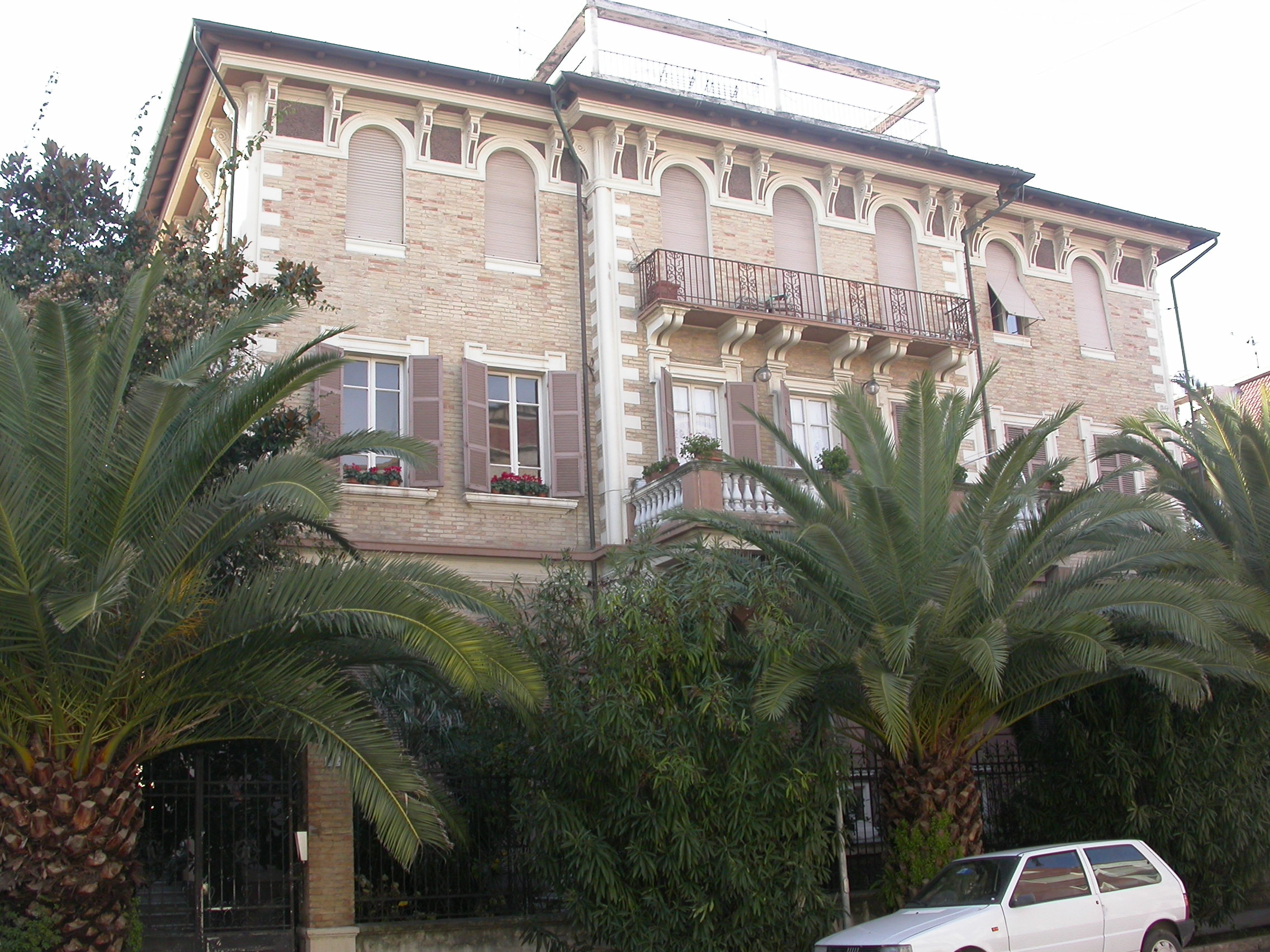 Palazzetto in via Dari