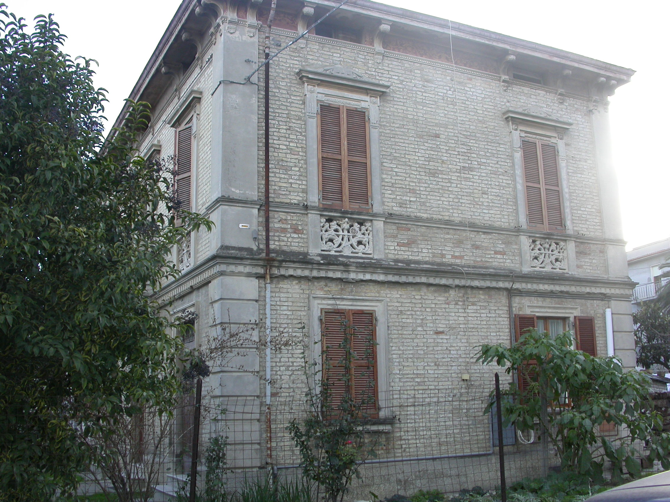 Villino a Ragnola