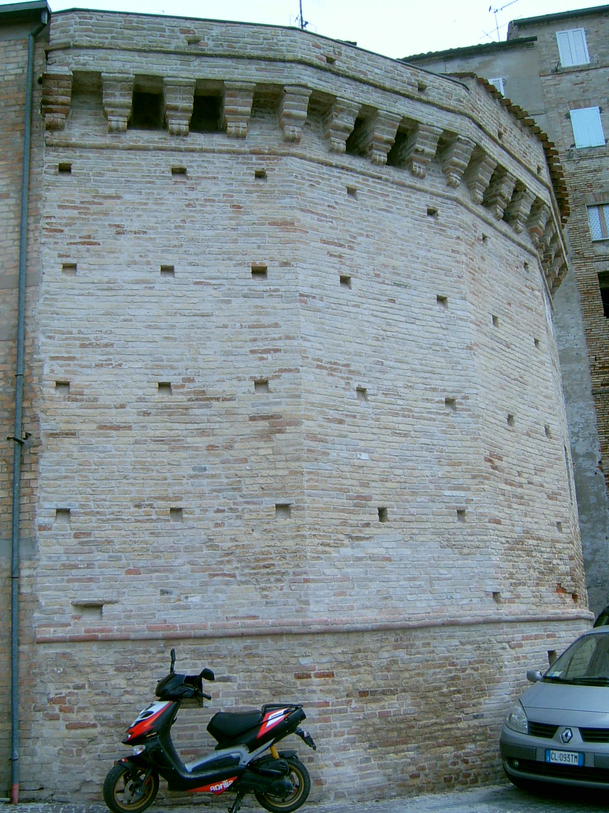 Torrione delle Mura urbiche di Sant'Elpidio a Mare