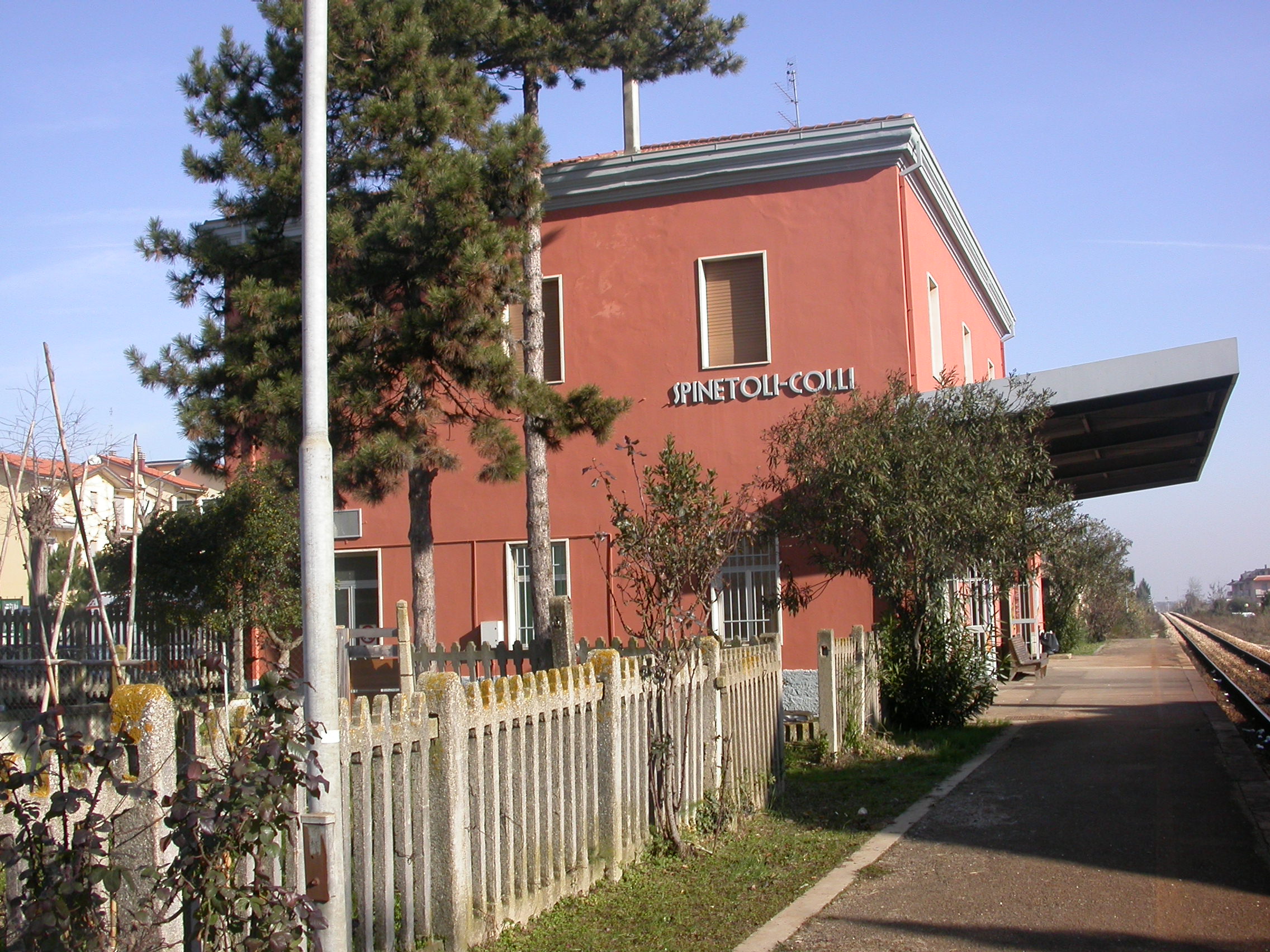 Stazione ferroviaria
