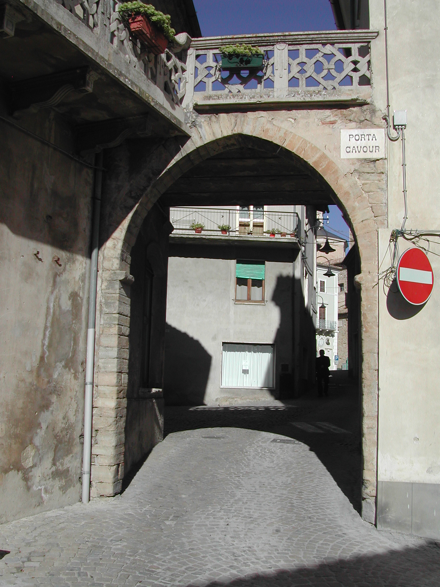 Porta Cavour