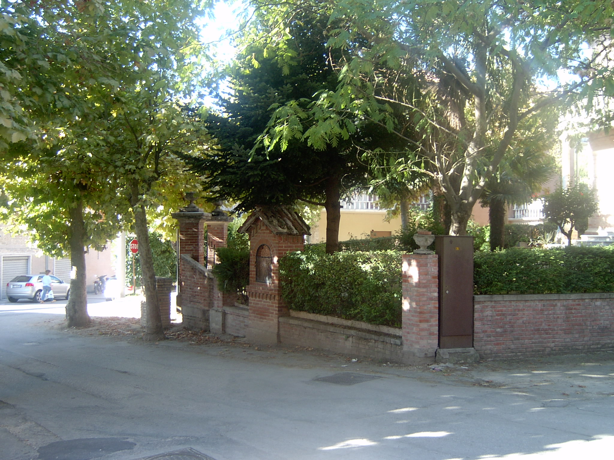Edicola di via della Rimembranza
