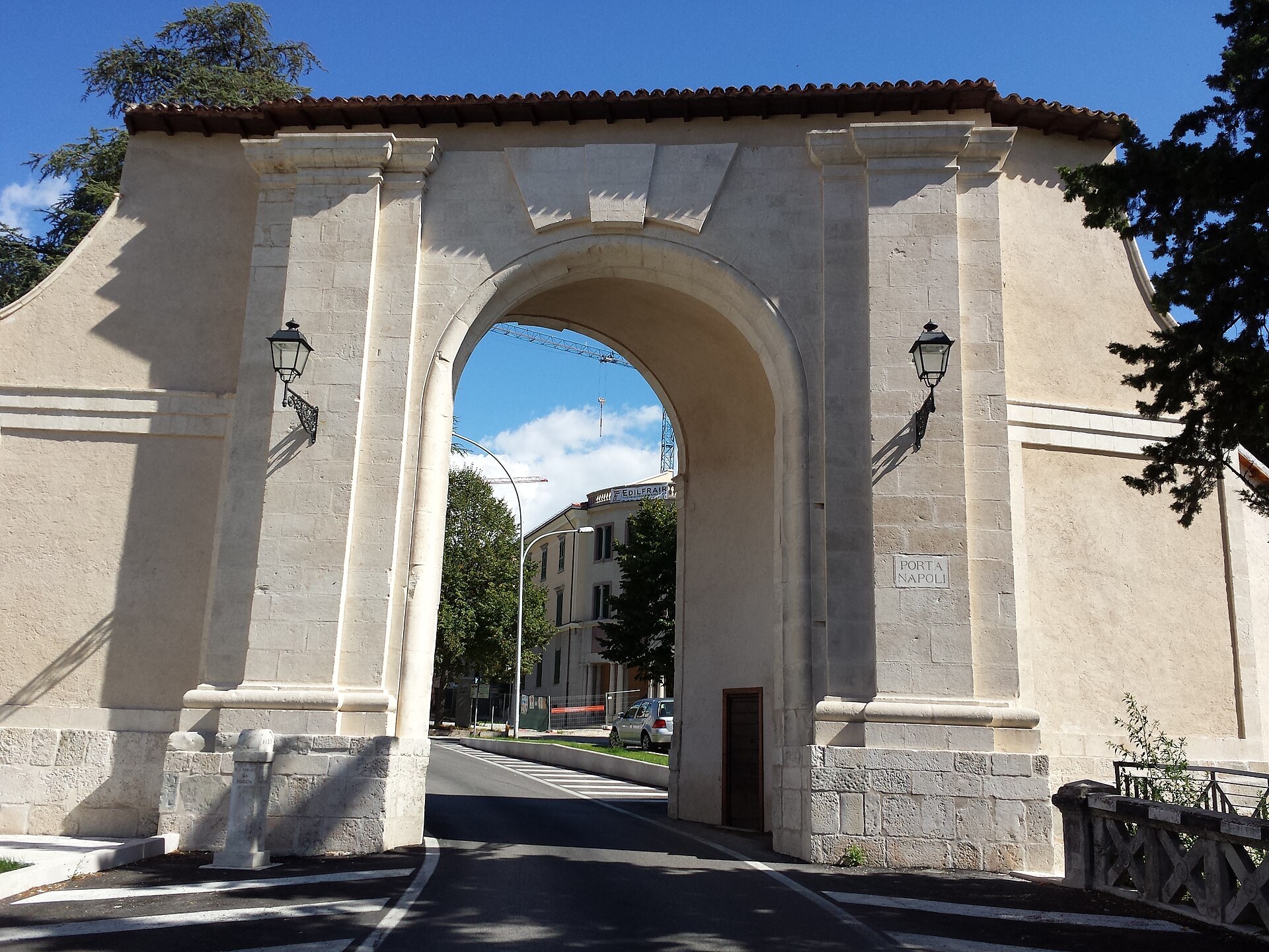 Porta Napoli