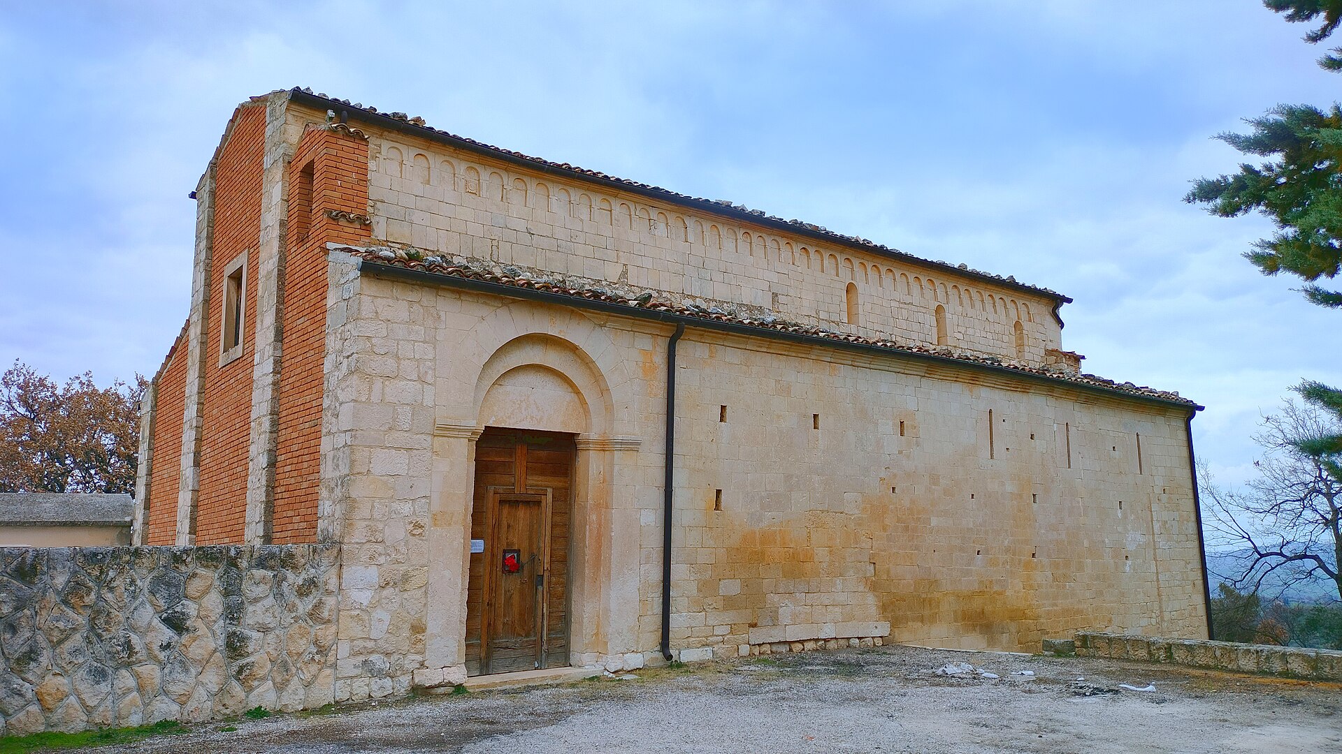 abbazia di San Giovanni Battista e San Vincenzo