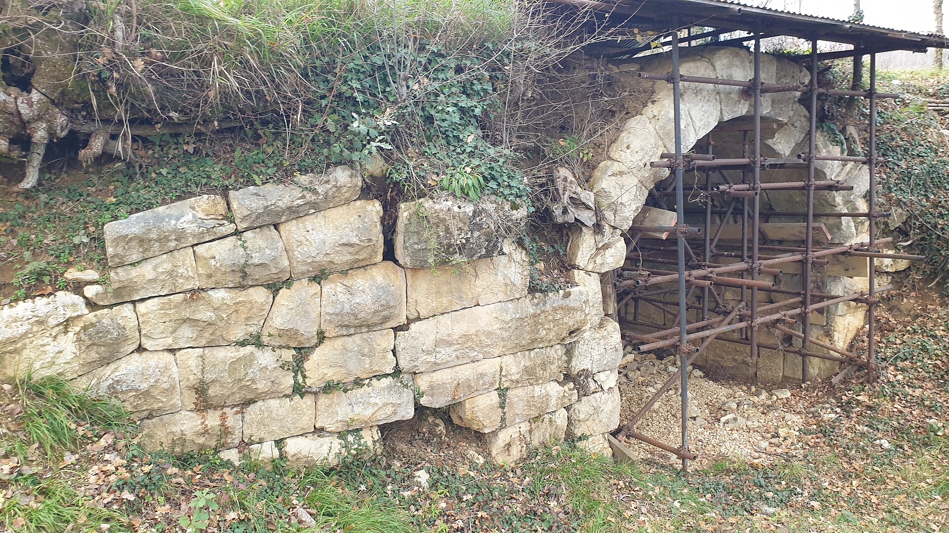 ponte nascosto