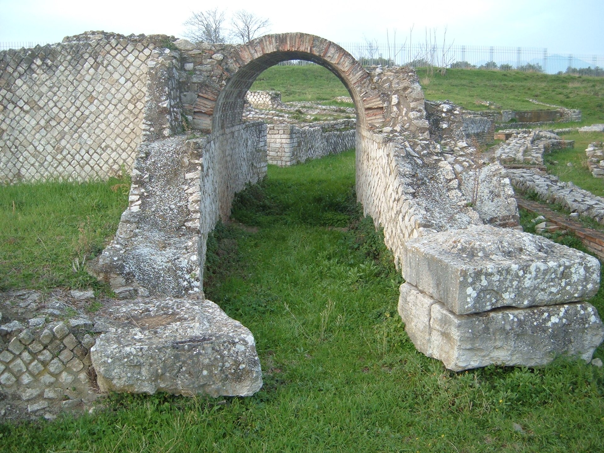 Anfiteatro romano di Venusia
