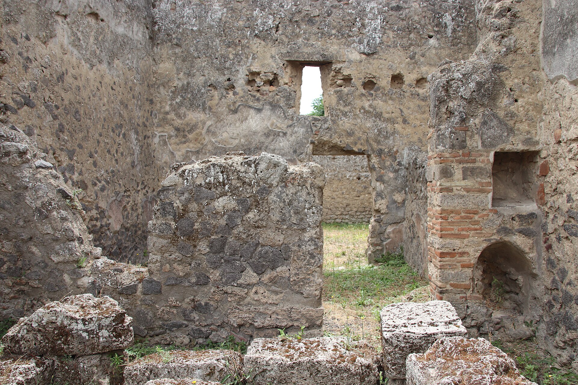 bottega (I.17.3)
