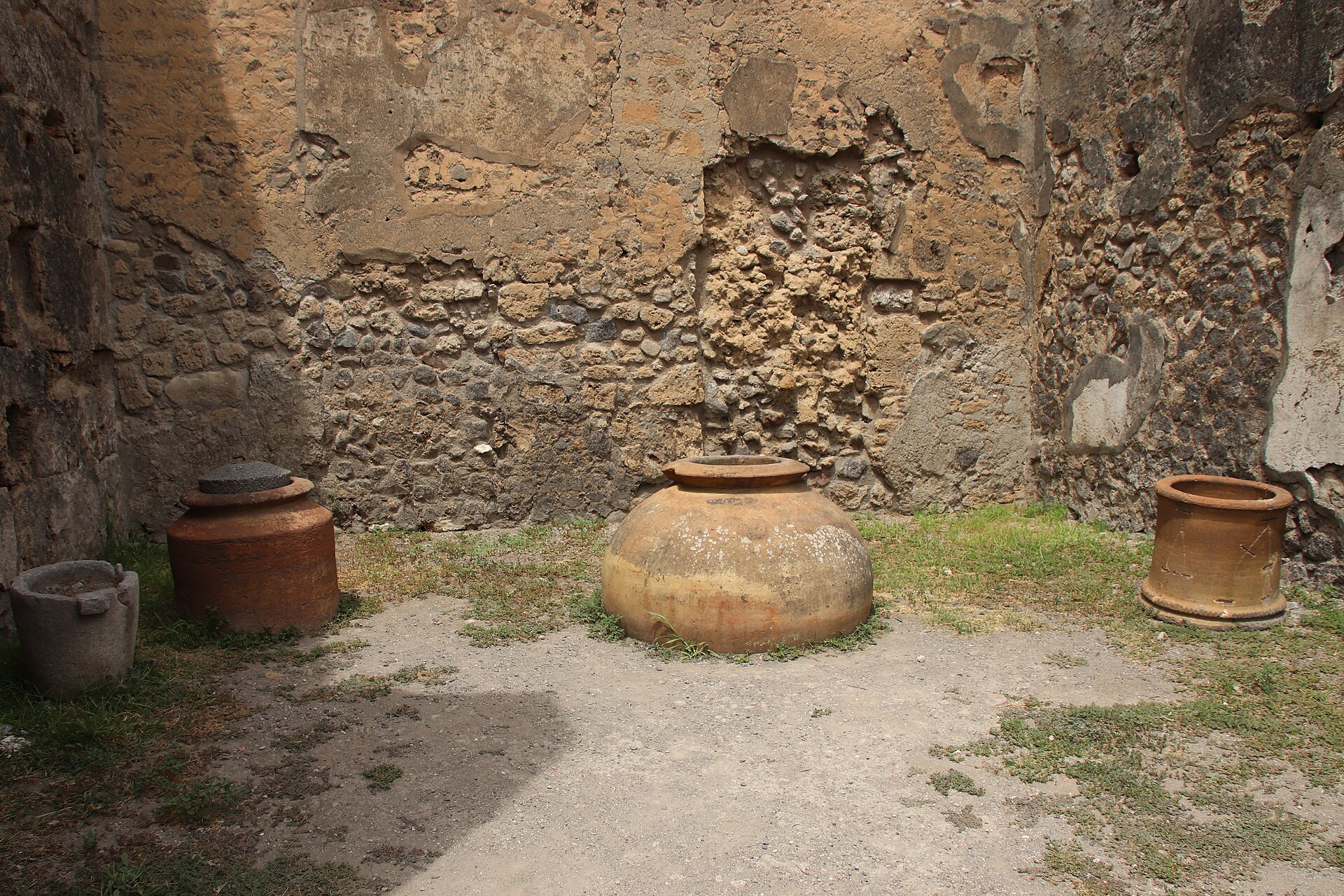 bottega (VI.10.10)