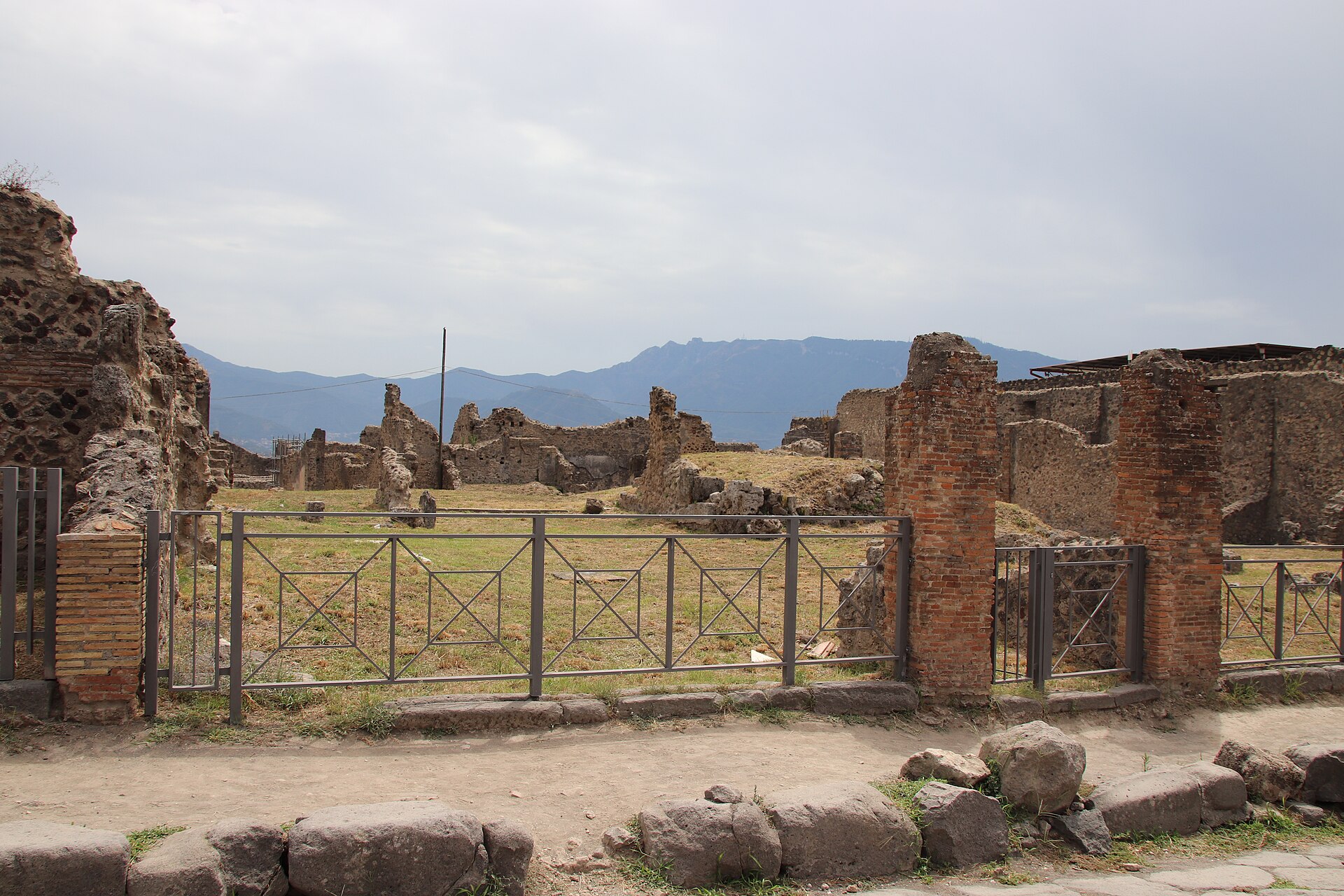 bottega (VII.6.8)