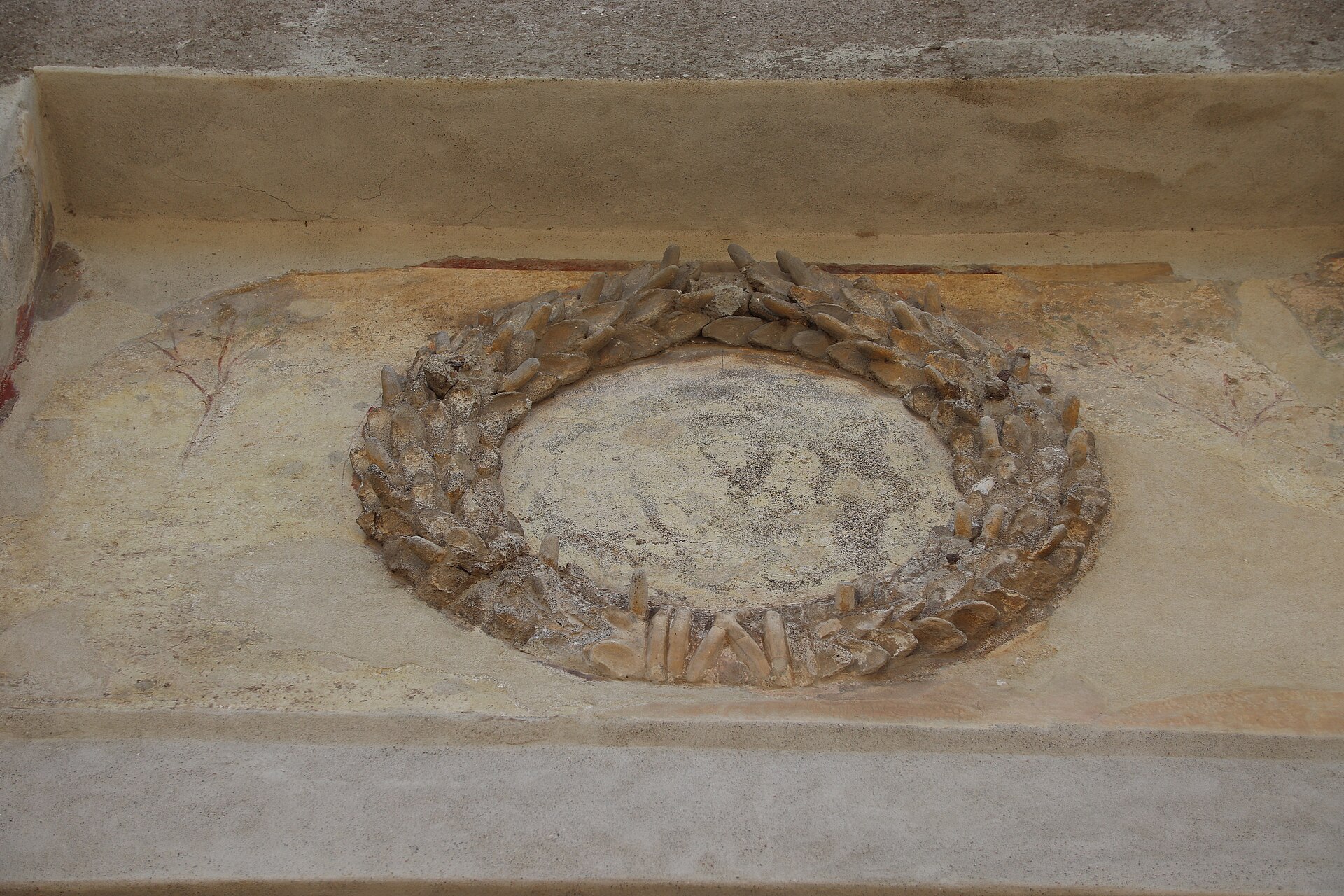 casa degli Augustali (II.2.4)
