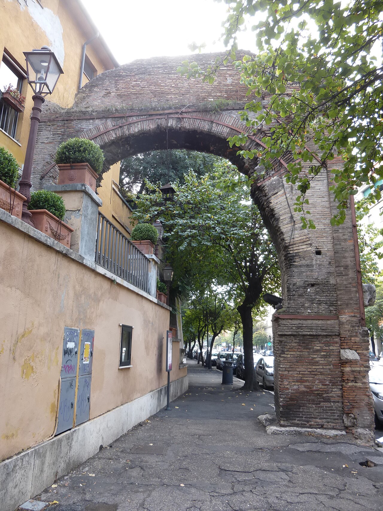 Arco di San Lazzaro