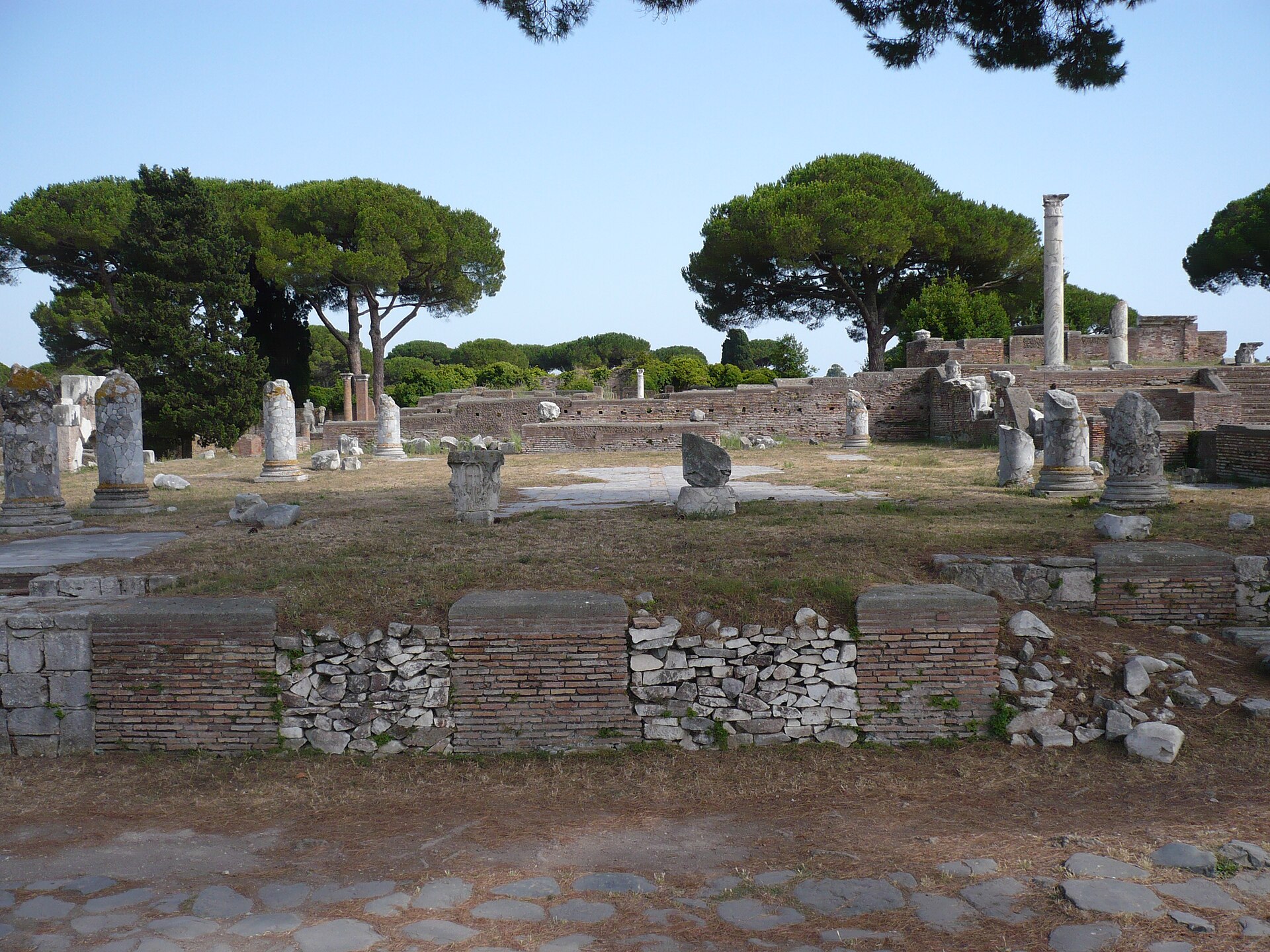 Basilica (Ostia)