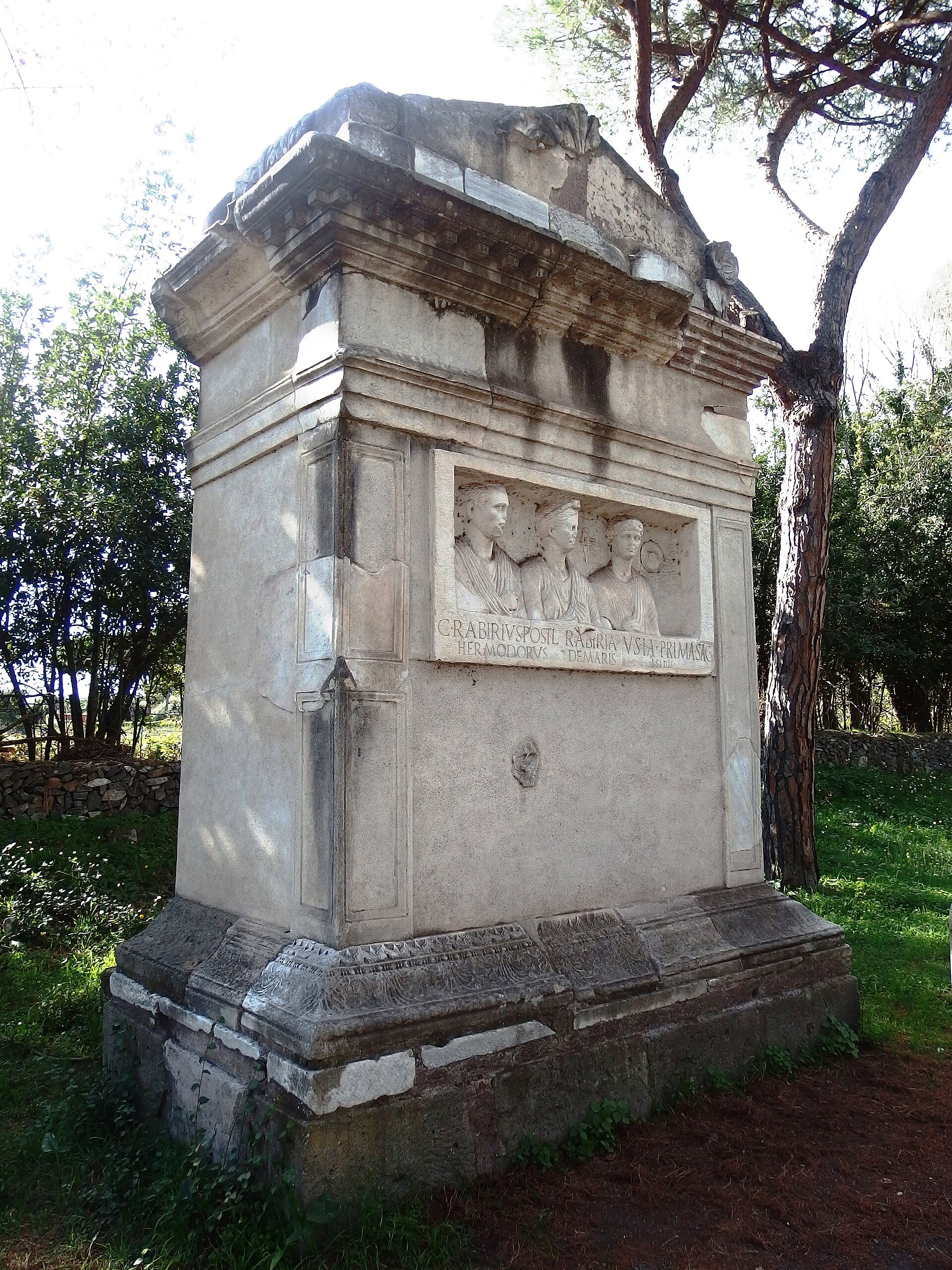 Monumento Funerario Rabirii