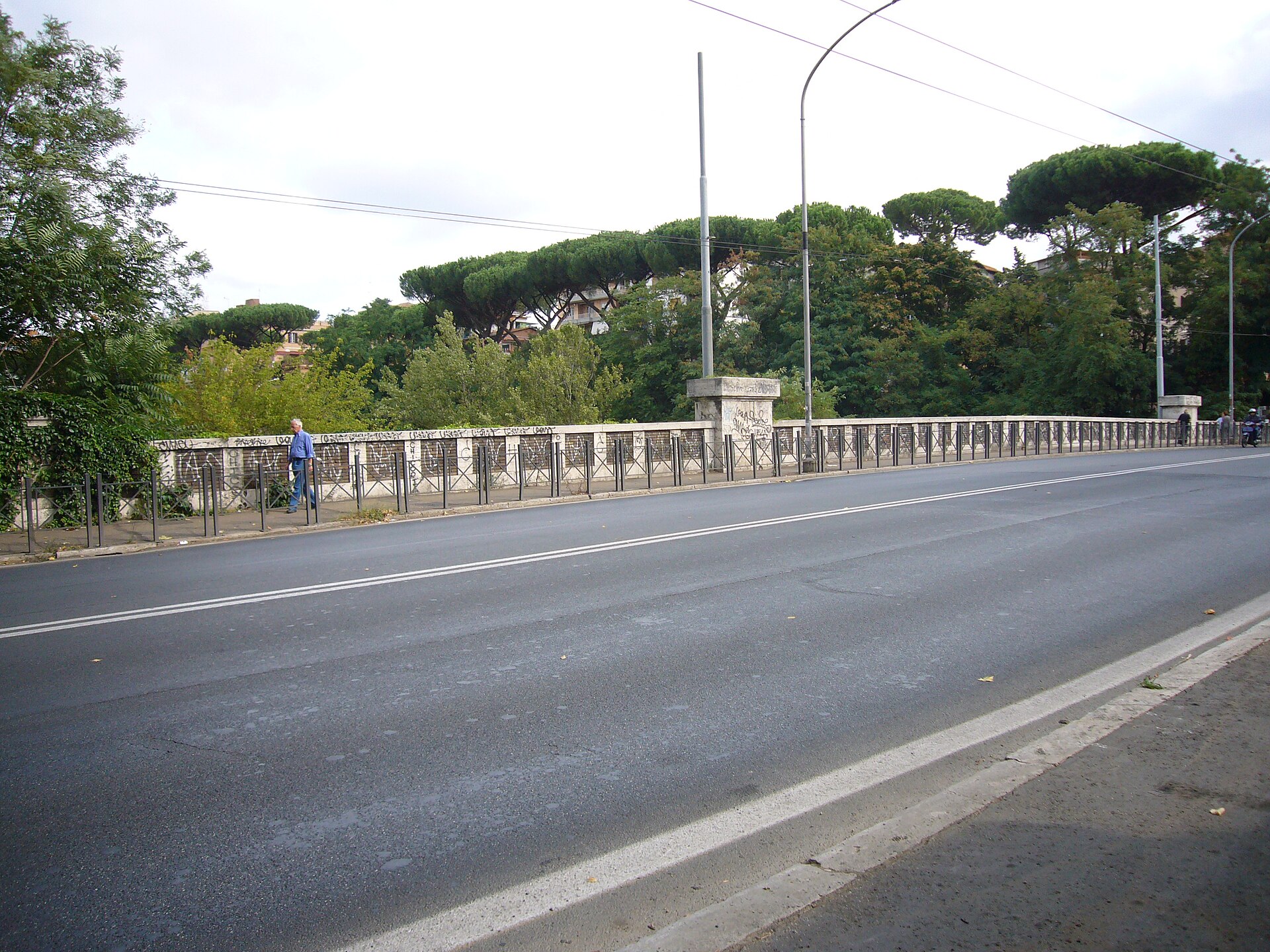 Ponte Tazio