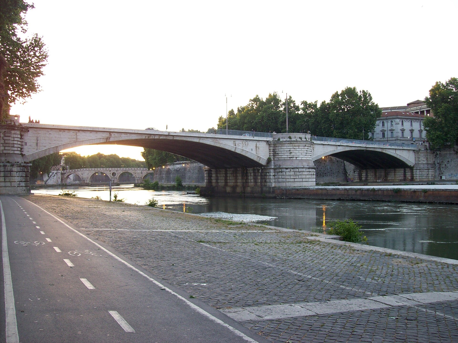 ponte Garibaldi