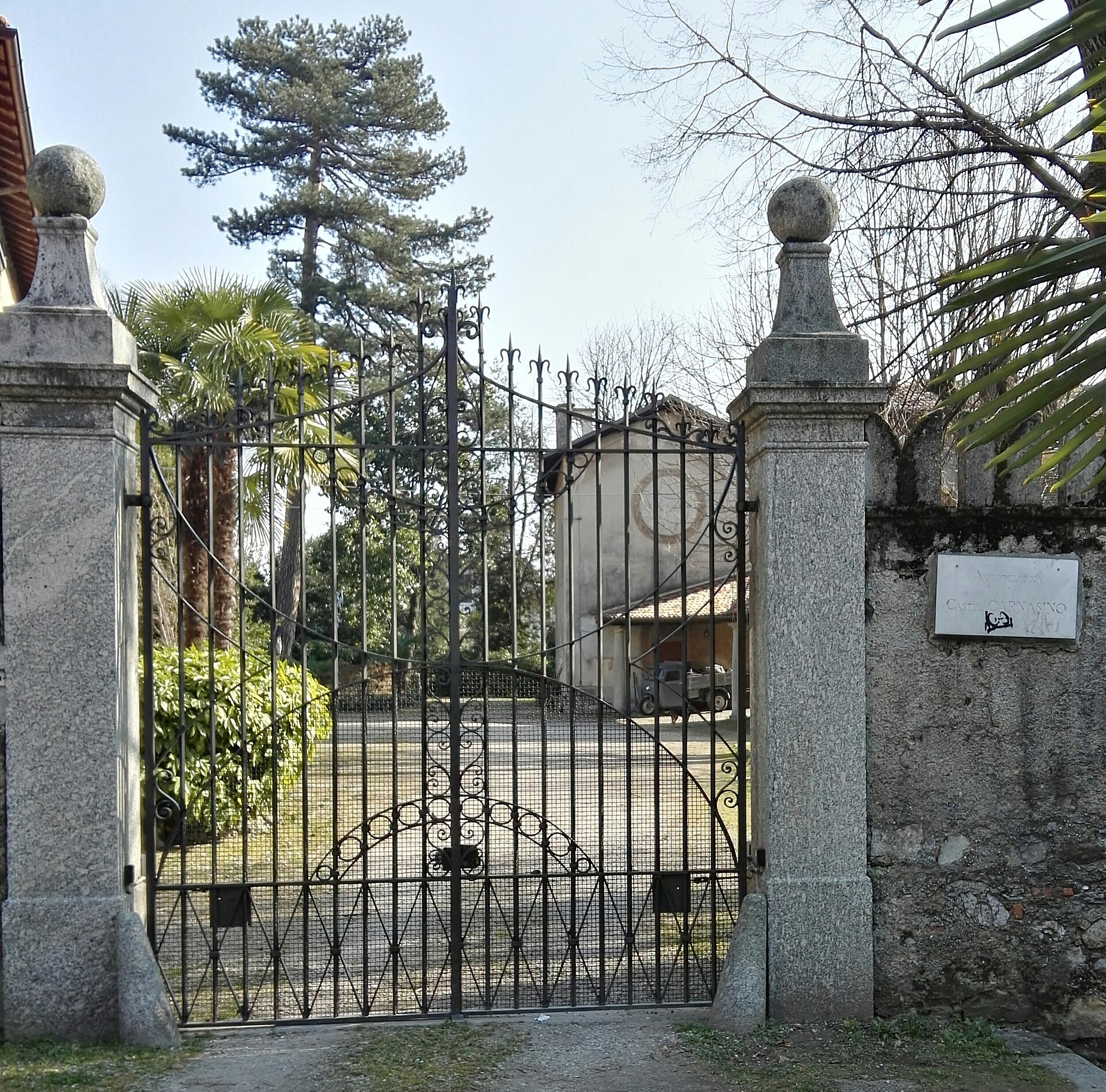 Castel Carnasino