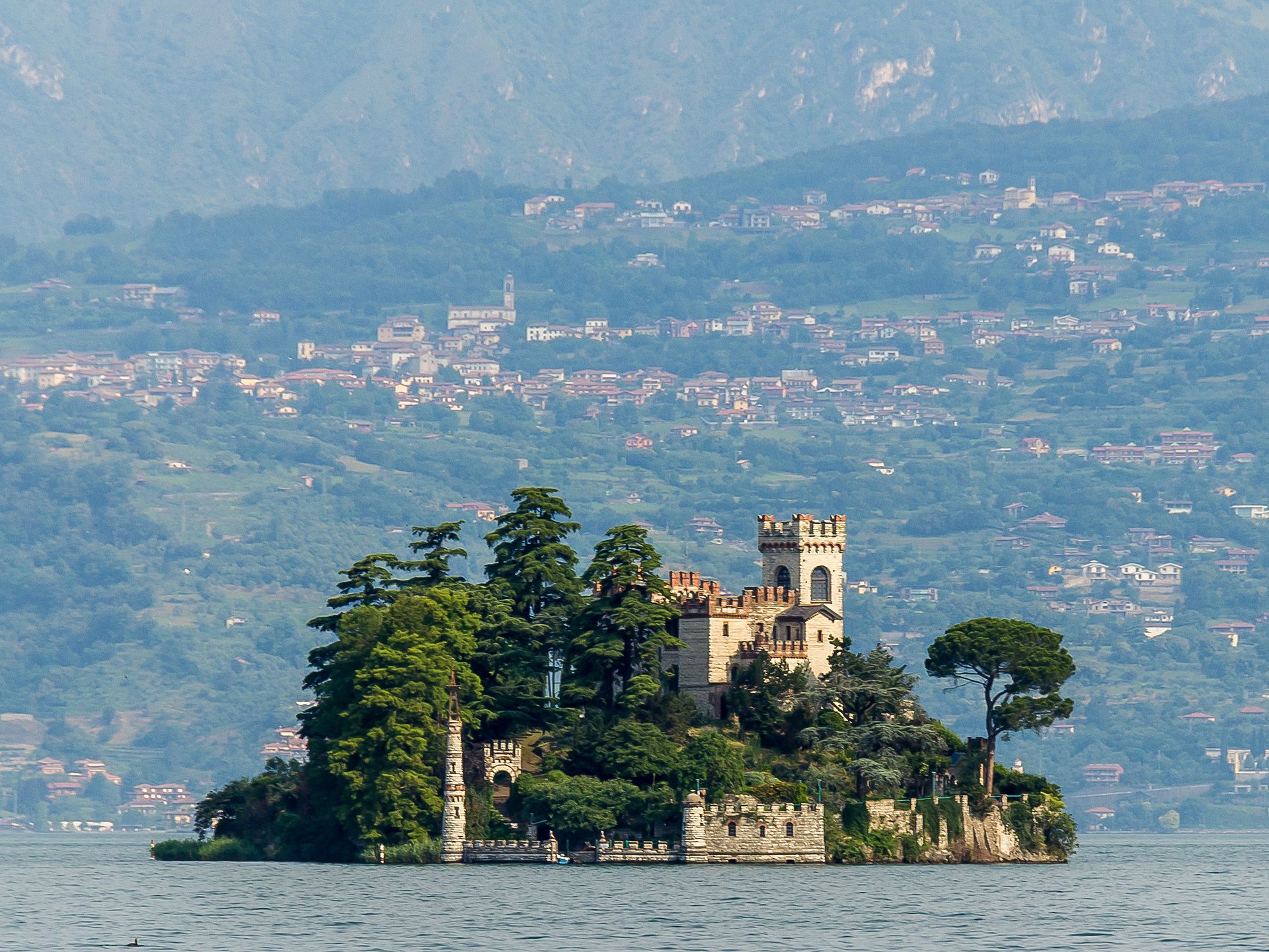 Isola di Loreto Castle