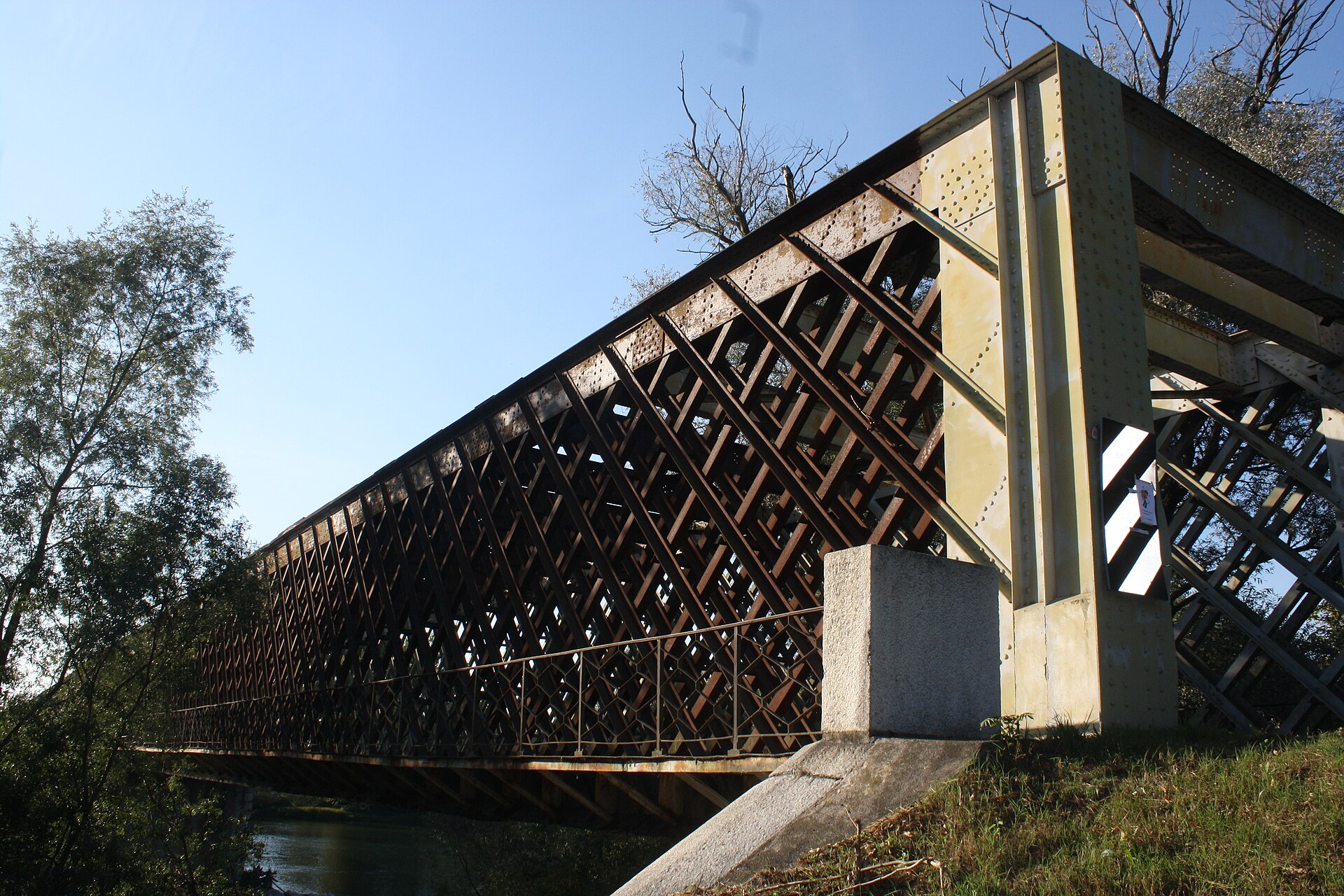 Ponte di Oleggio
