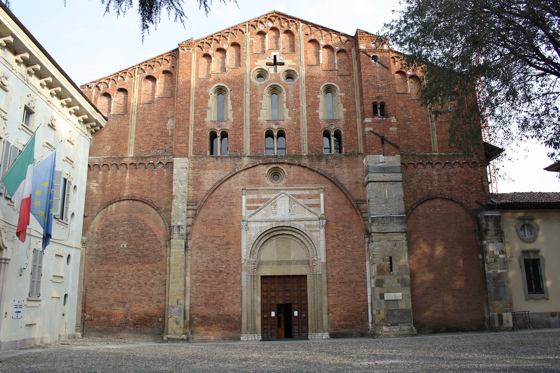basilica di San Pietro in Ciel d'Oro