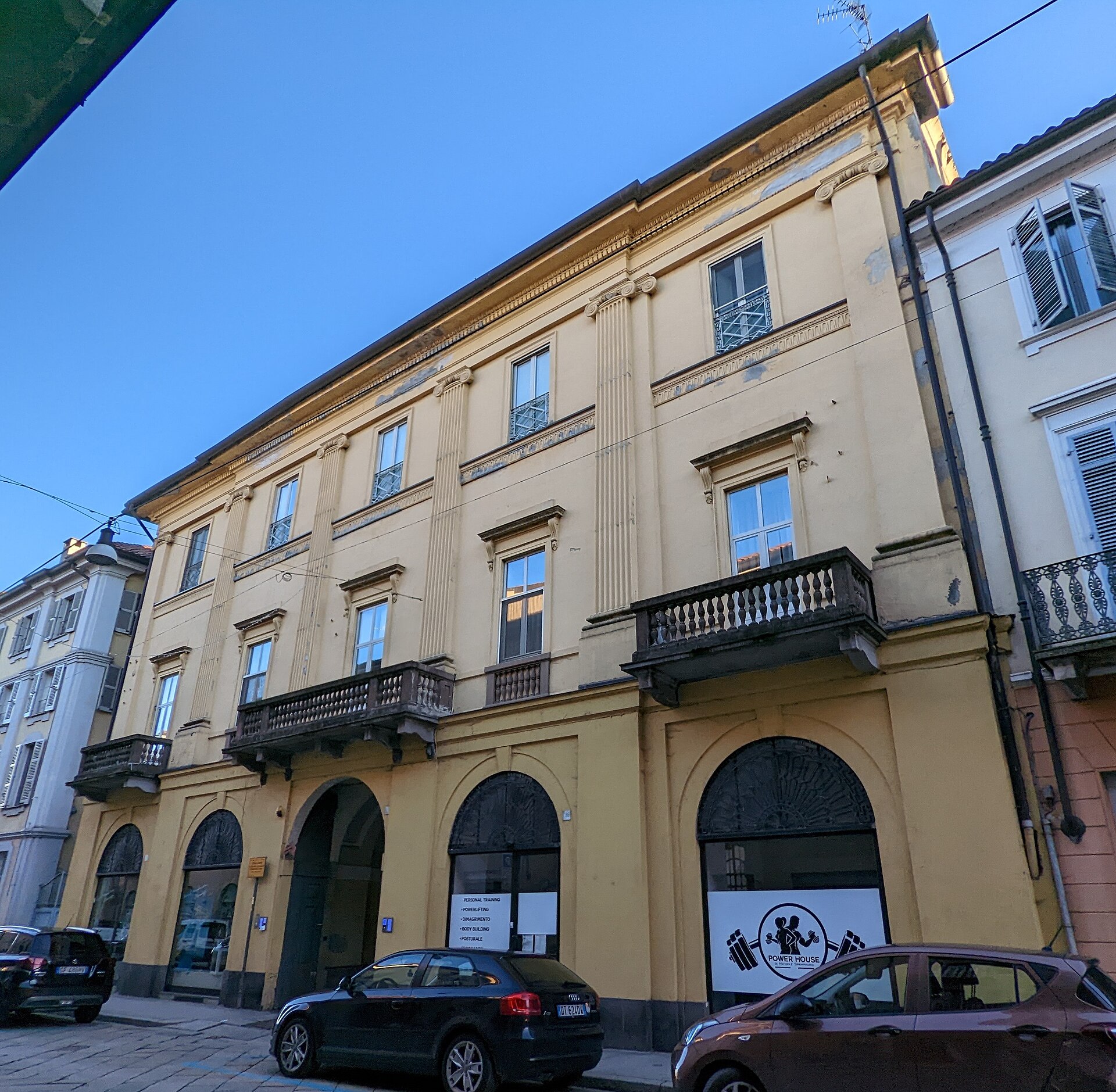 Casa Larghi